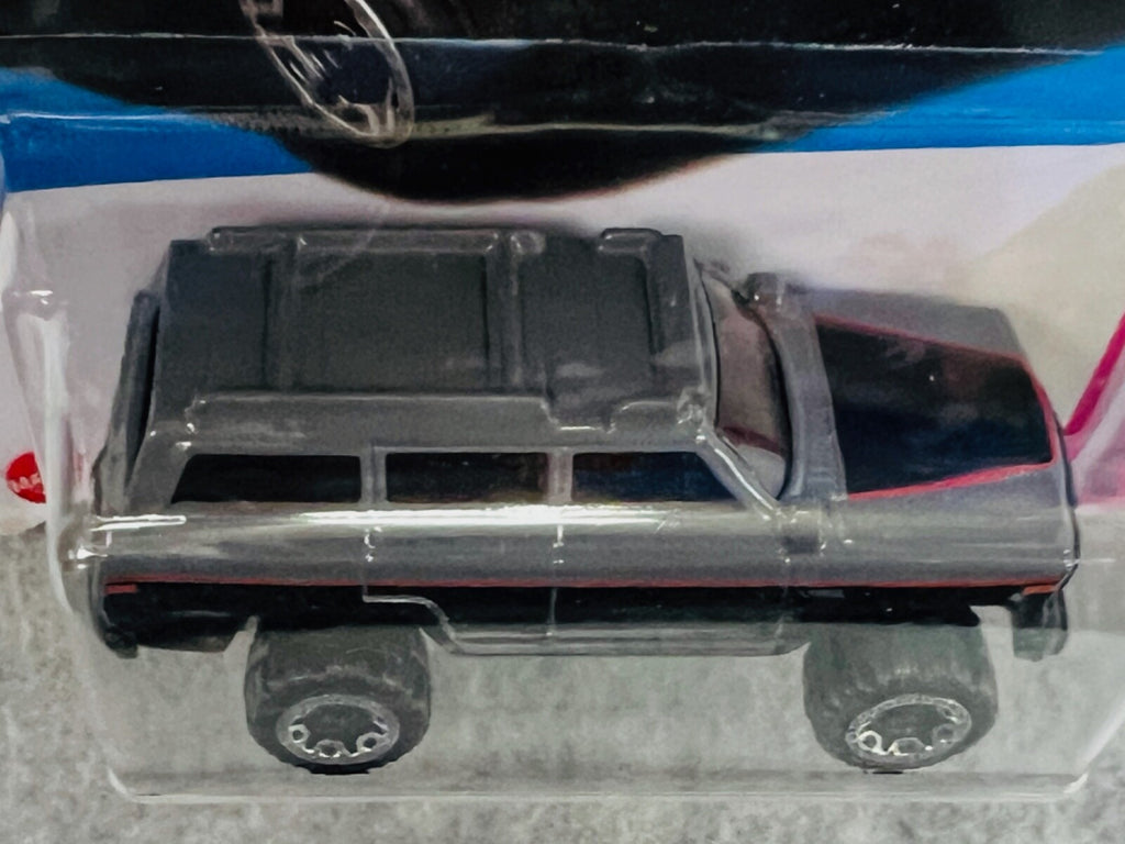 🇺🇸🇺🇸Hot Wheels HW The '80's 1988 Jeep Wagoneer Black/Grey H27🇺🇸🇺🇸