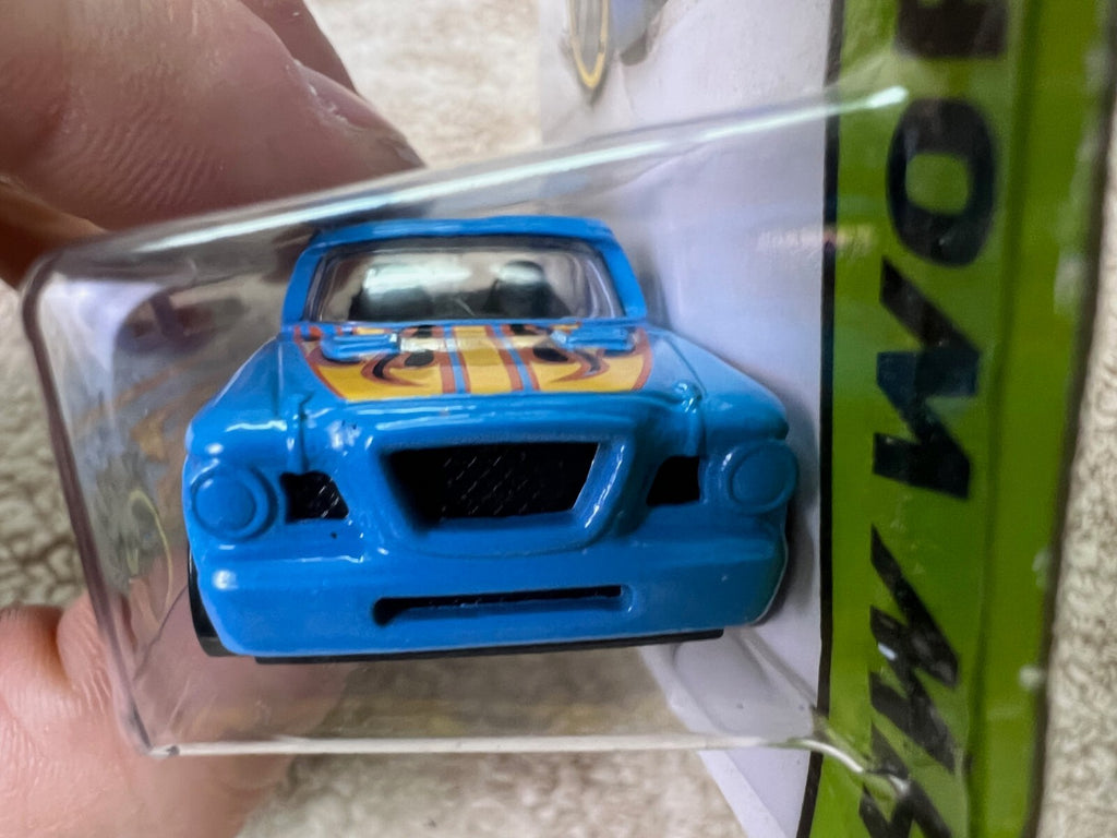 🔥🔥🔥Hotwheels  HW workshop ‘63 Studebaker champ blue/yellow flames HW18🔥🔥🔥