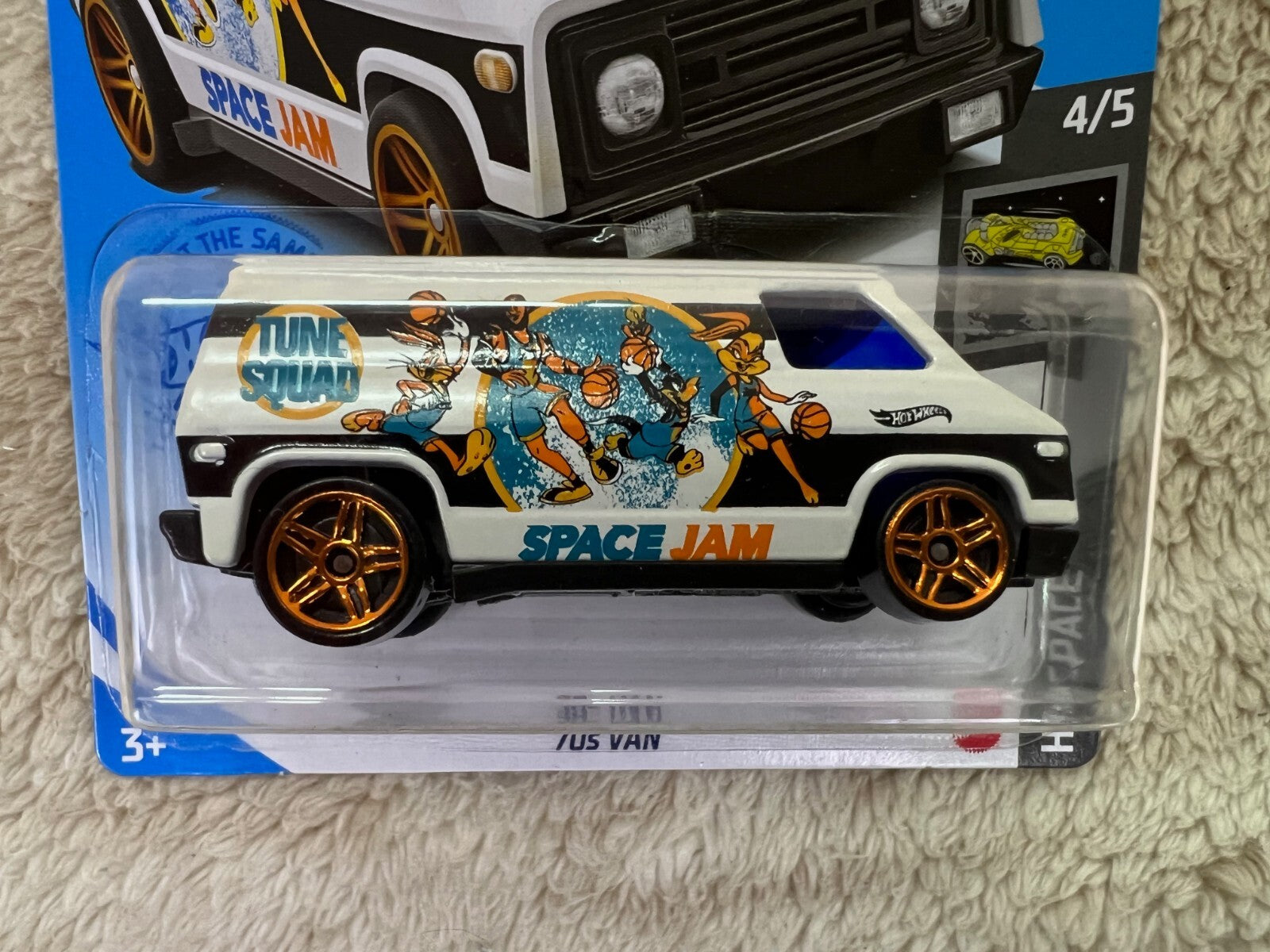 ☄️Hot Wheels Space Jam 70s Van HW Space 198/250 LeBron James Bugs Bunny HW18☄️