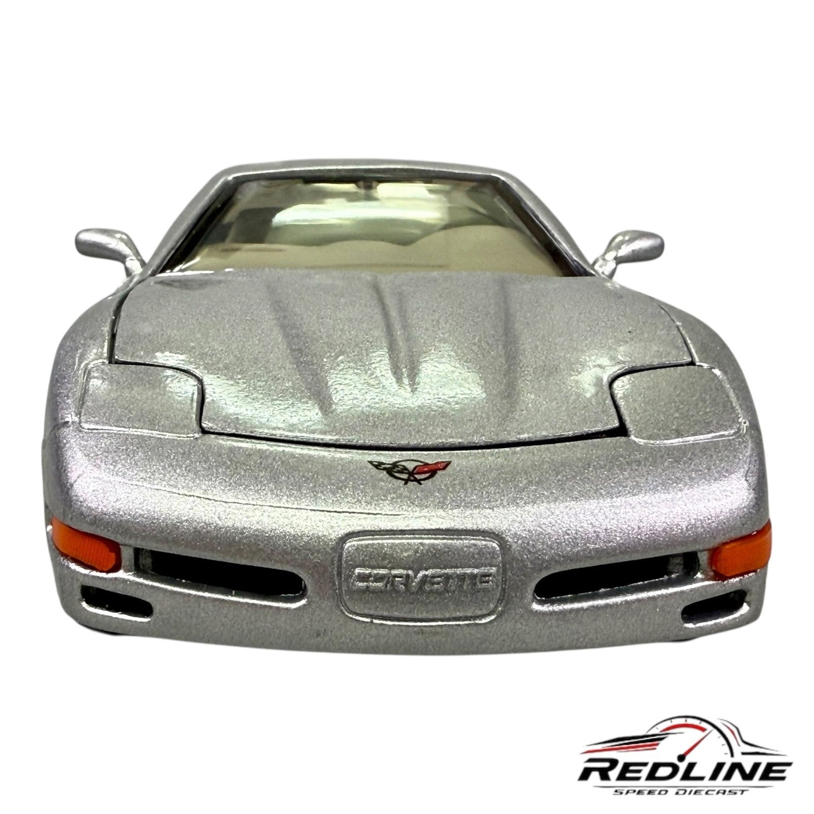 🇺🇸🇺🇸Motormax Dealership Edition 1997 Chevrolet Corvette Silver 1:24🇺🇸🇺🇸