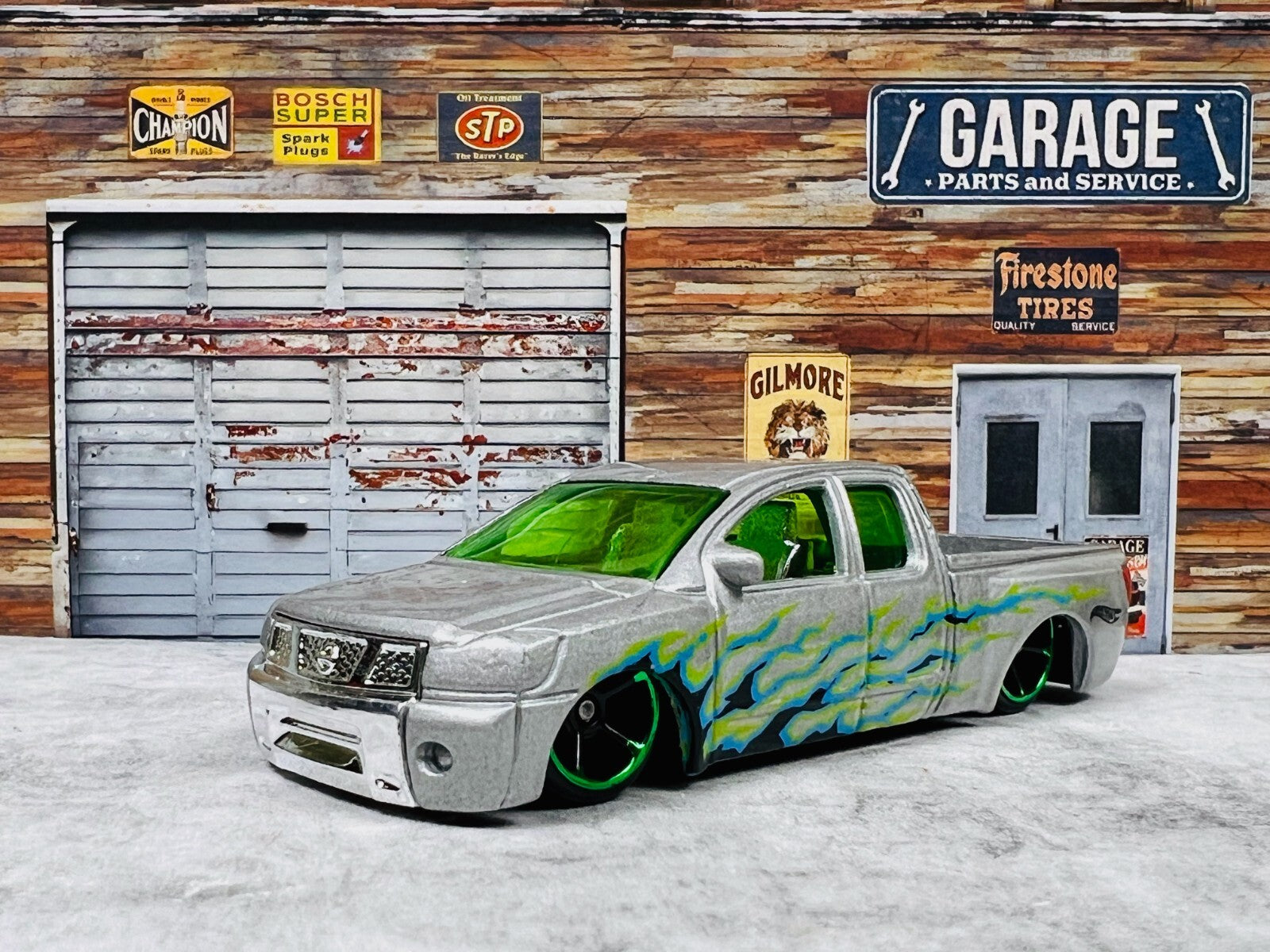 🔥🔥🔥Hot Wheels Nissan Titan Silver Pick-up Truck Lowrider C18🔥🔥🔥