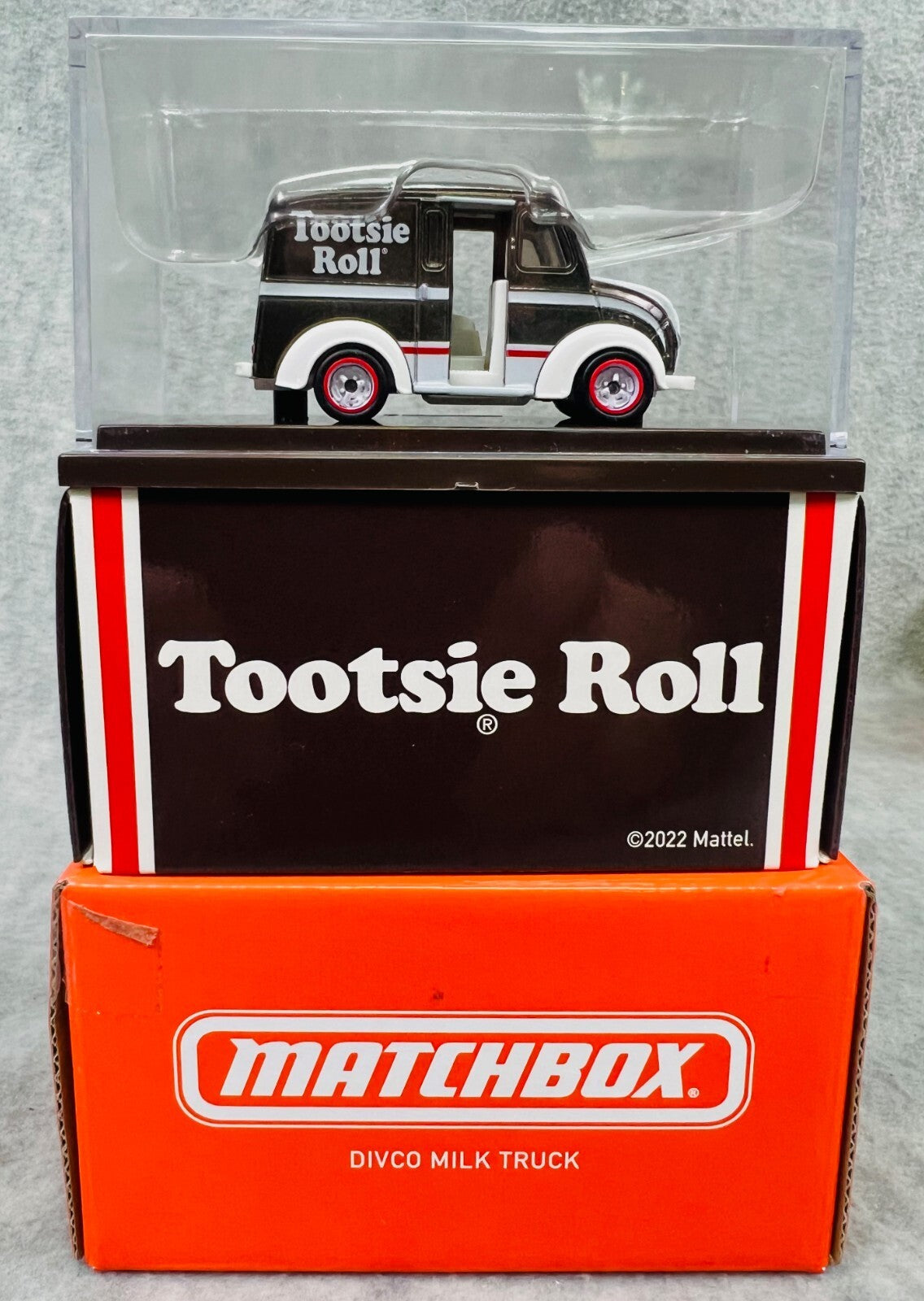🇺🇸Matchbox Tootsie Roll Divco Milk Truck Mattel Creations Exclusive H31🇺🇸