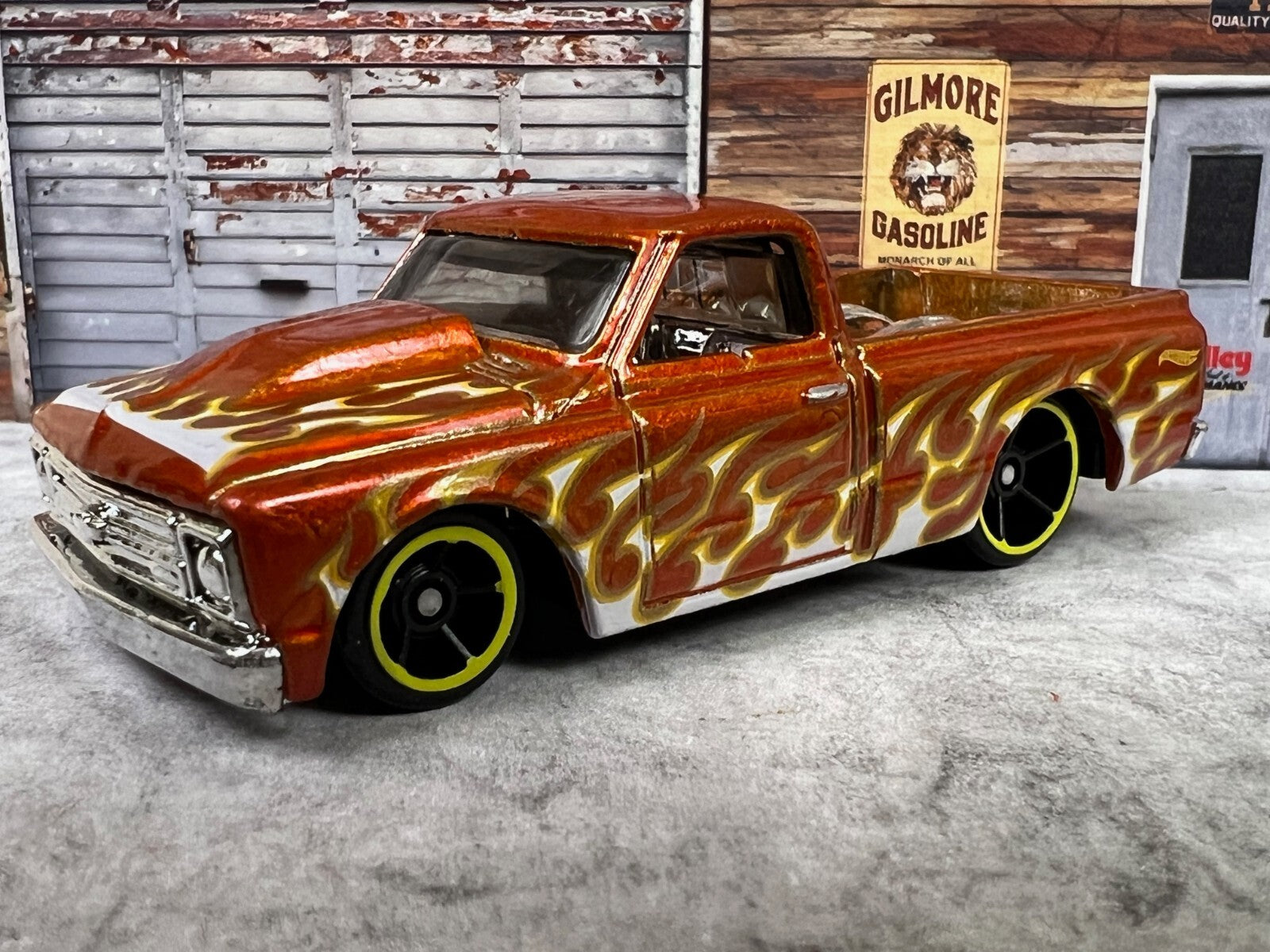 🇺🇸🇺🇸🇺🇸 Hot Wheels 67 Chevy C10 Orange HW Flames C14🇺🇸🇺🇸🇺🇸