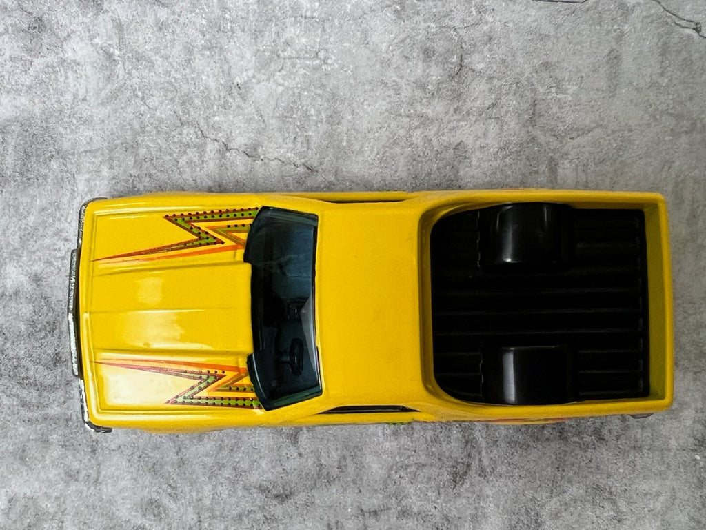 🔥🔥🔥Hot Wheels The Hot Ones '80 Chevrolet El Camino Chase Yellow 🔥🔥🔥