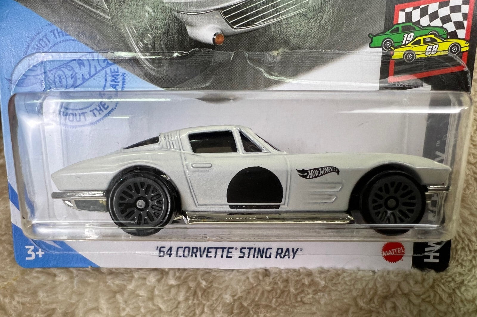🇺🇸Hot Wheels '64 Corvette Sting Ray White HW Race Day 2/10 10/250 HW18🇺🇸