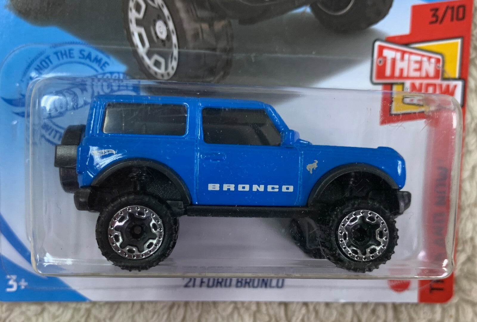 🔥🔥HOT WHEELS D CASE NEW CASTING ‘21 FORD BRONCO THEN AND NOW 100/250 HW19🔥🔥