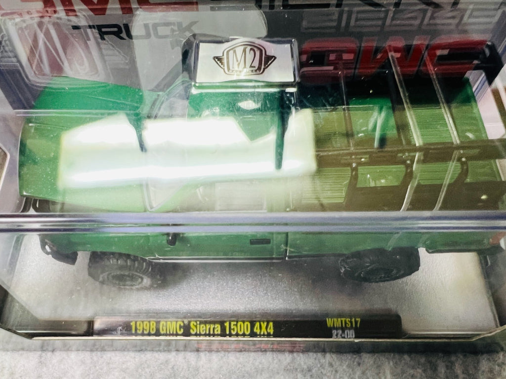 🇺🇸🇺🇸🇺🇸M2 Machines 1998 GMC Sierra 1500 4X4 WMTS17 Green H3 🇺🇸🇺🇸🇺🇸