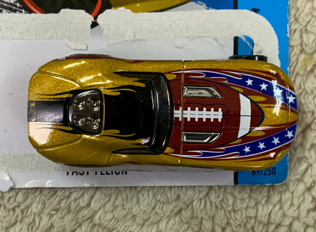 **********Hot Wheels FAST FELION Gold HIDDEN TREASURE HUNT HW City HW05*********