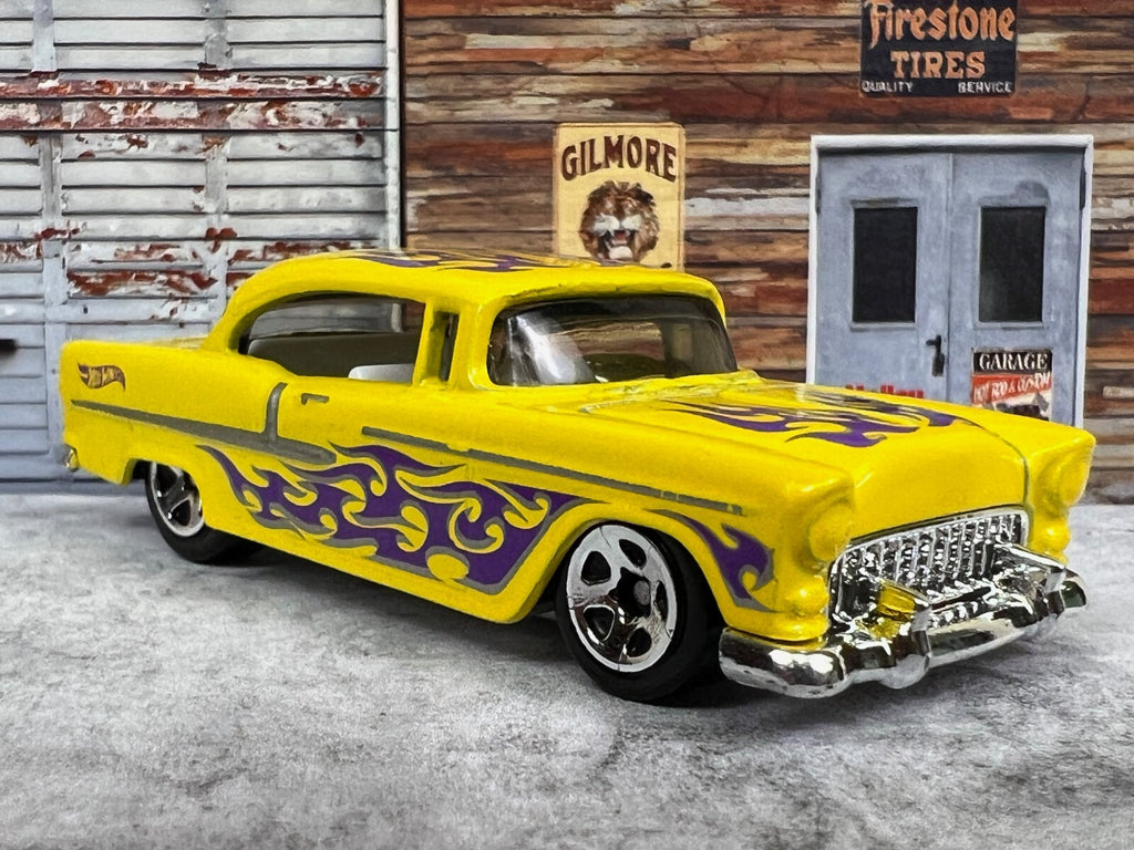 🔥🔥🔥Hot Wheels 2006 '55 Chevy Yellow Purple Flames C1🔥🔥🔥