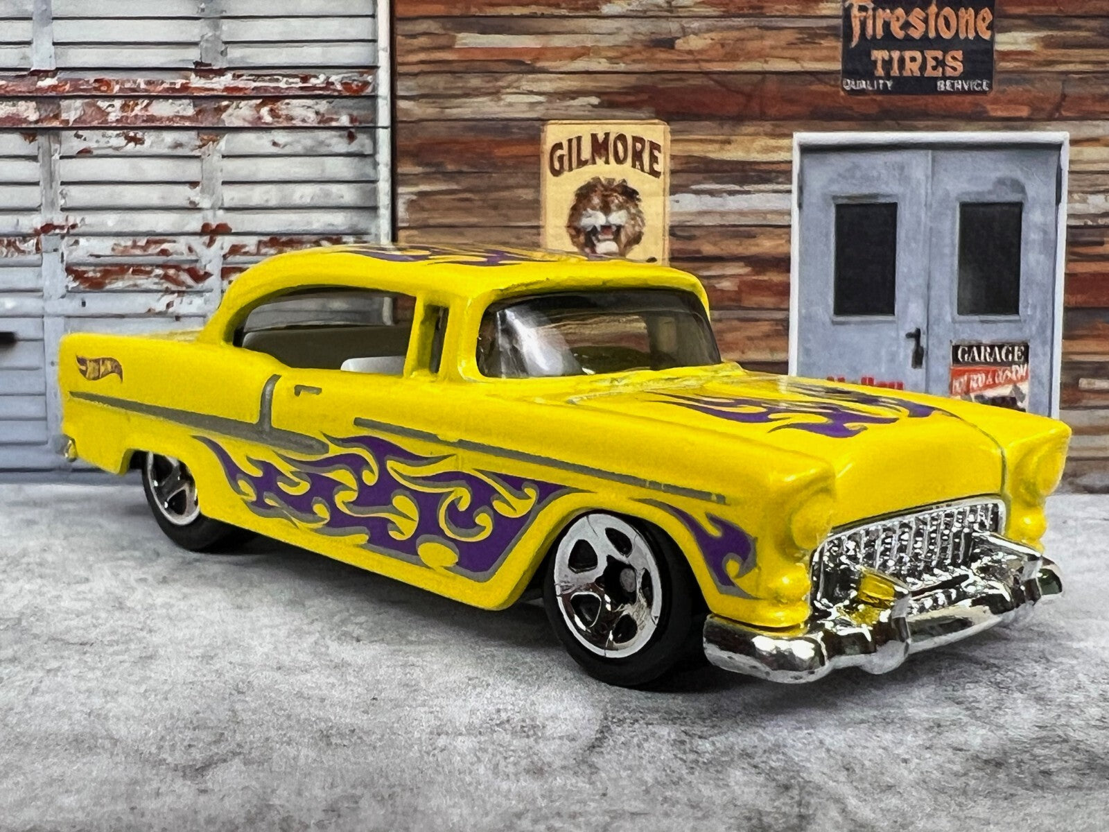 🔥🔥🔥Hot Wheels 2006 '55 Chevy Yellow Purple Flames C1🔥🔥🔥