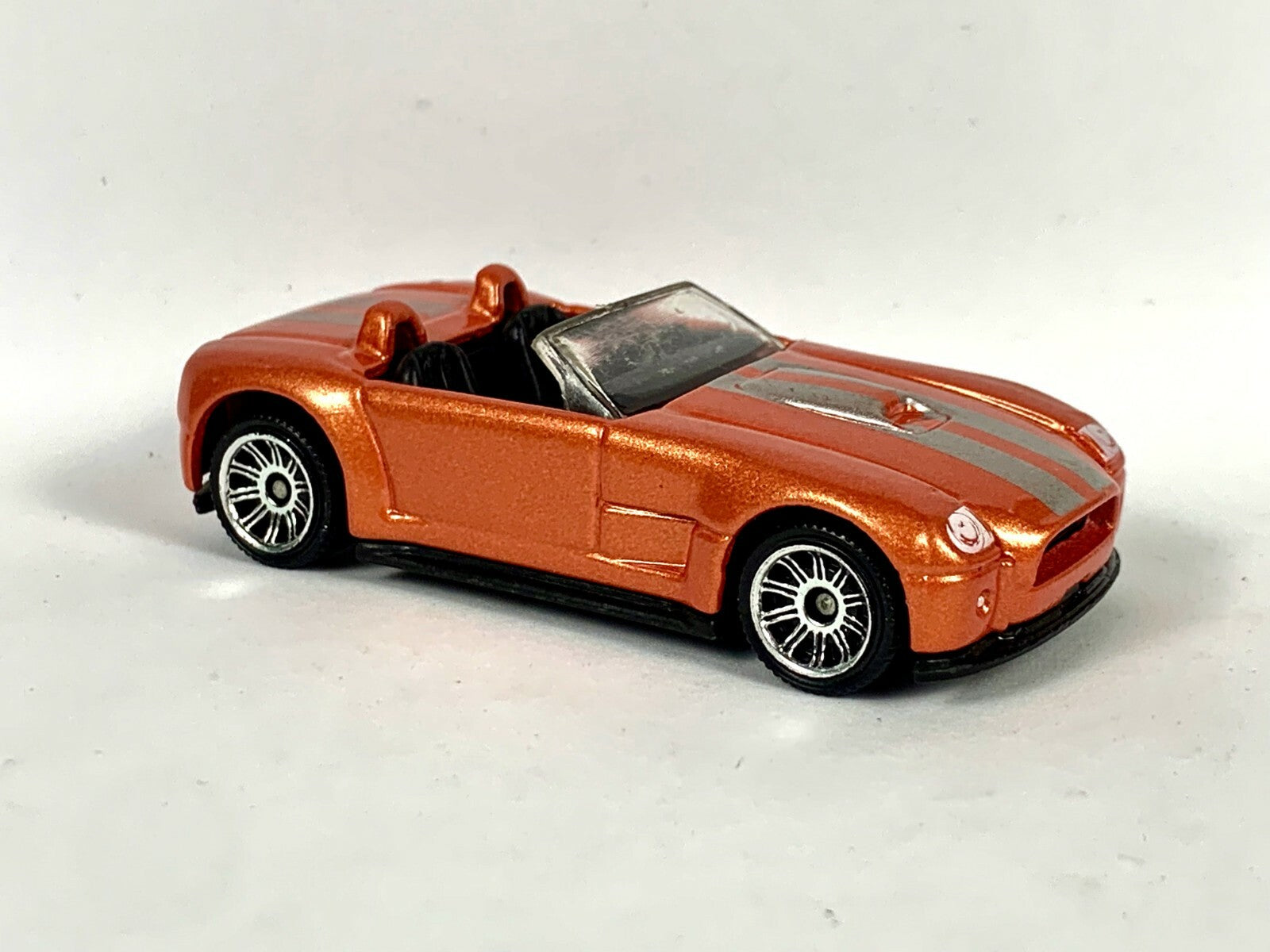 🔥🔥🔥🔥Matchbox Ford Shelby Cobra Concept Showroom Models Salmon 2010🔥🔥🔥🔥
