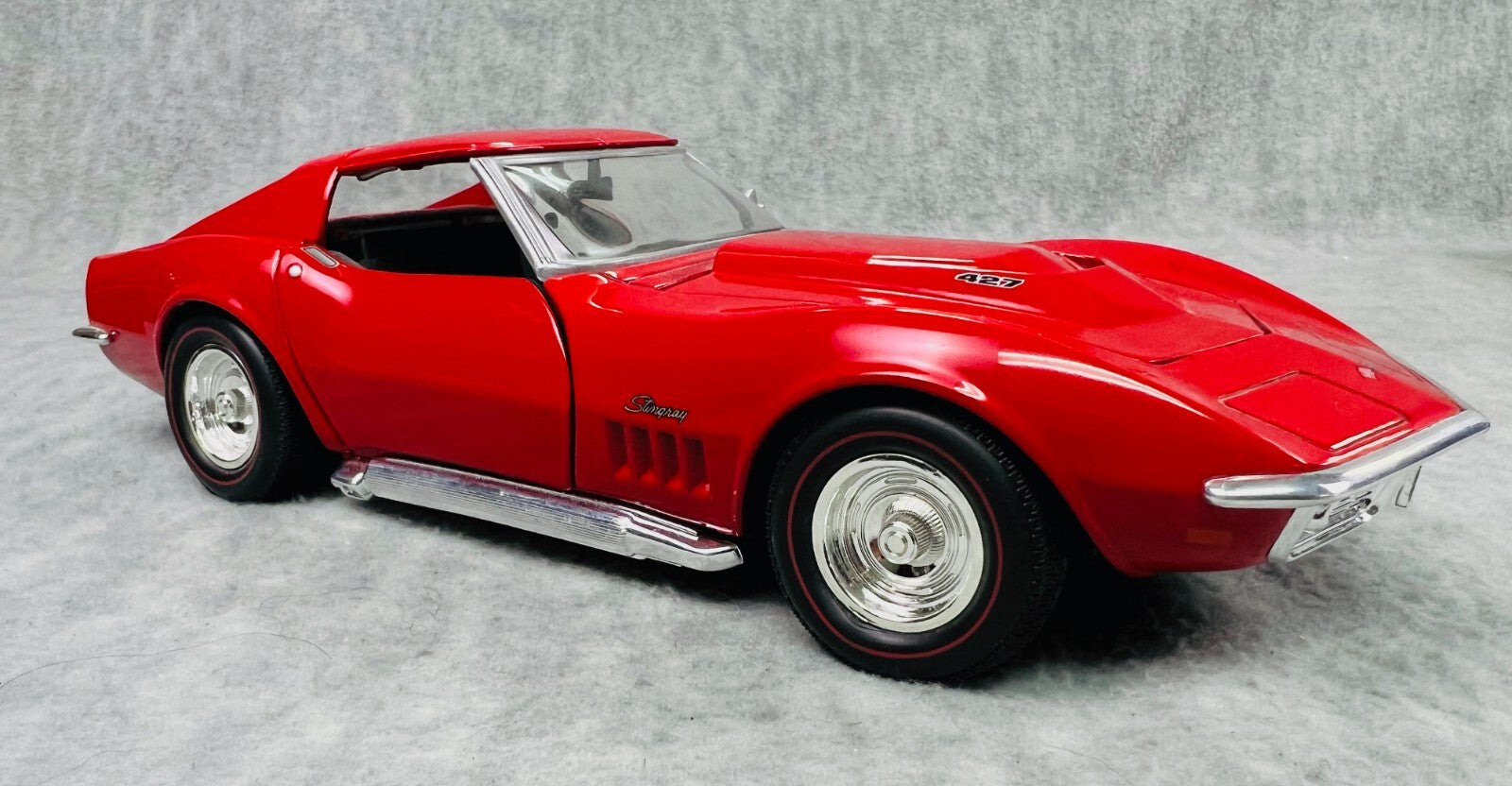 🦅🦅🦅Hot Wheels Red 1969 Chevy Corvette ZL1 427 Stingray 1:18 Scale🦅🦅🦅
