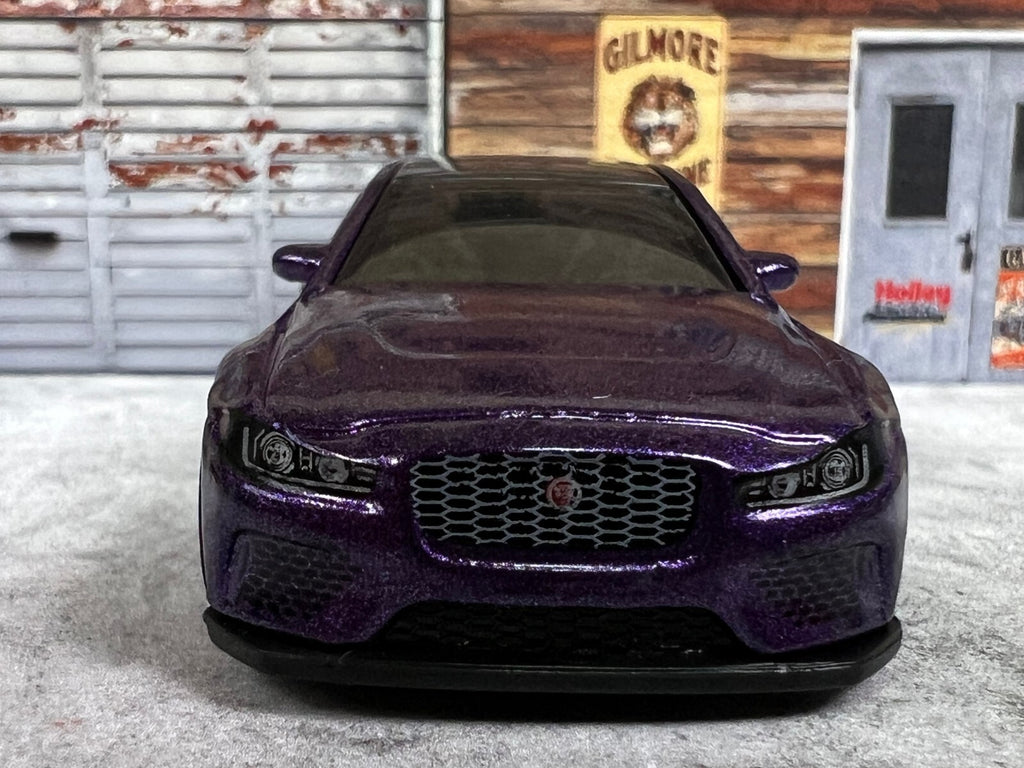 🔥🔥🔥🔥 Hot Wheels Motor Show Jaguar XE SV Project 8 Purple 🔥🔥🔥🔥