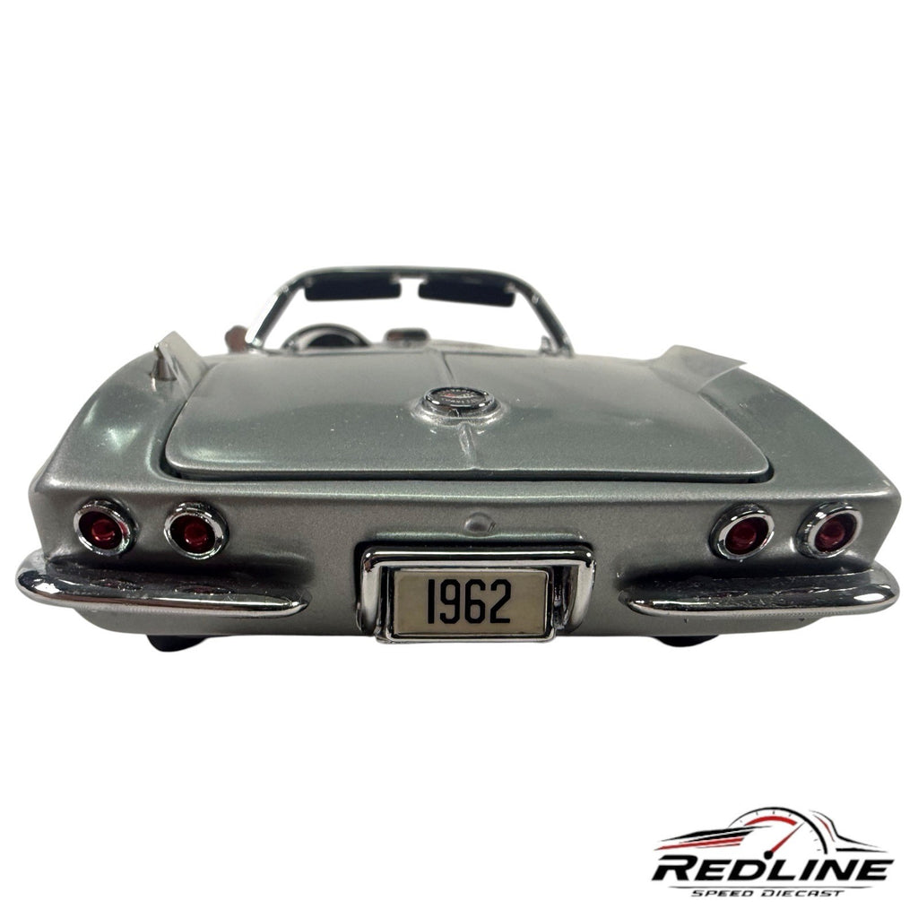 Danbury Mint 1962 1 24 1962 Chevrolet Corvette LN/Box