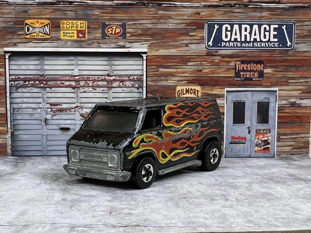 🔥Mattel Hot Wheels Redline Flying Colors Black Super Van Hong Kong 1974 C1🔥