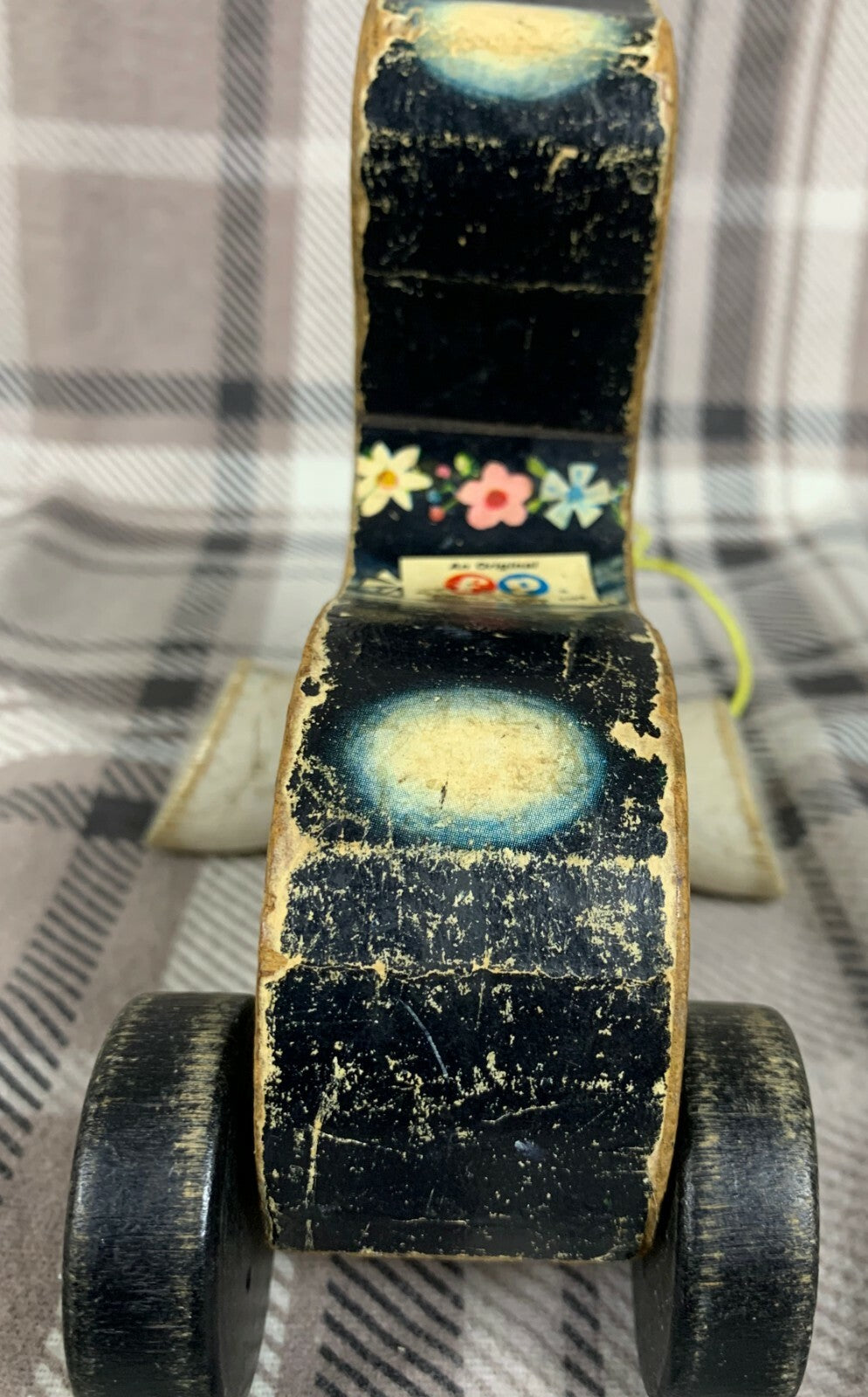 EARLY 1960s FISHER PRICE SUZI SEAL--MODERATE WEAR--