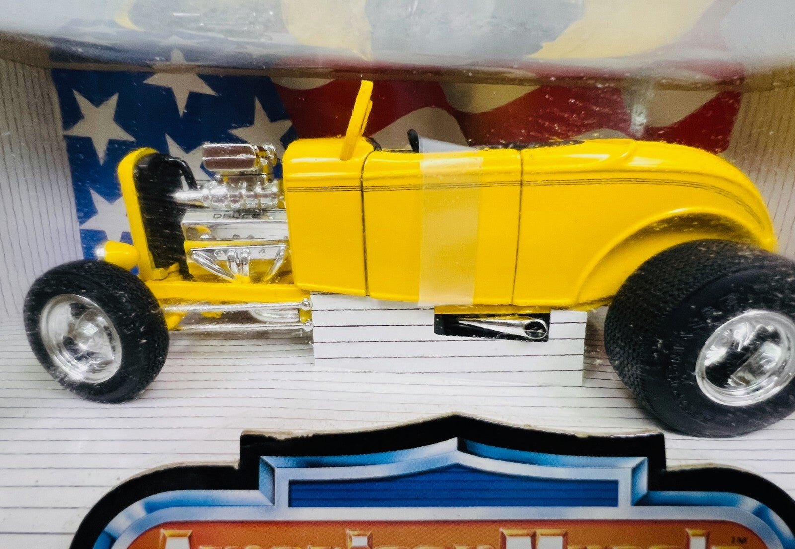 🔥🔥🔥ERTL American Muscle 1932 Ford Street Rod 1:18 Scale Yellow🔥🔥🔥