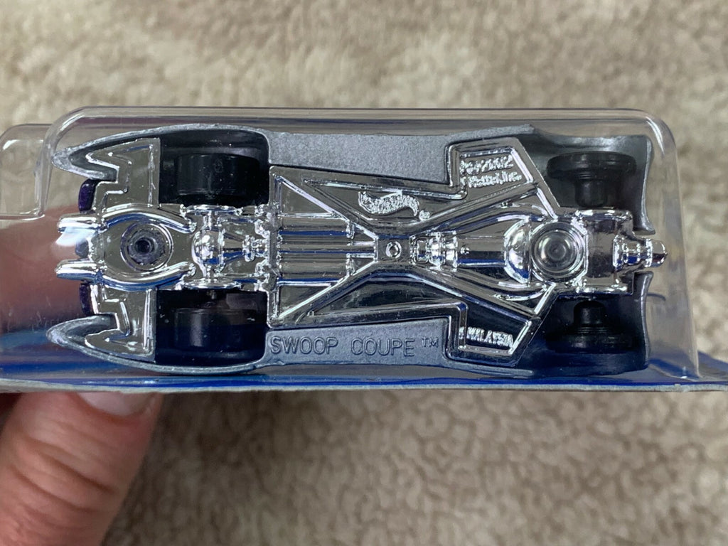 ****Mattel Hot Wheels 2005 Die Cast Scale 1:64 Swoop Coupe Purple/Silver HW05***
