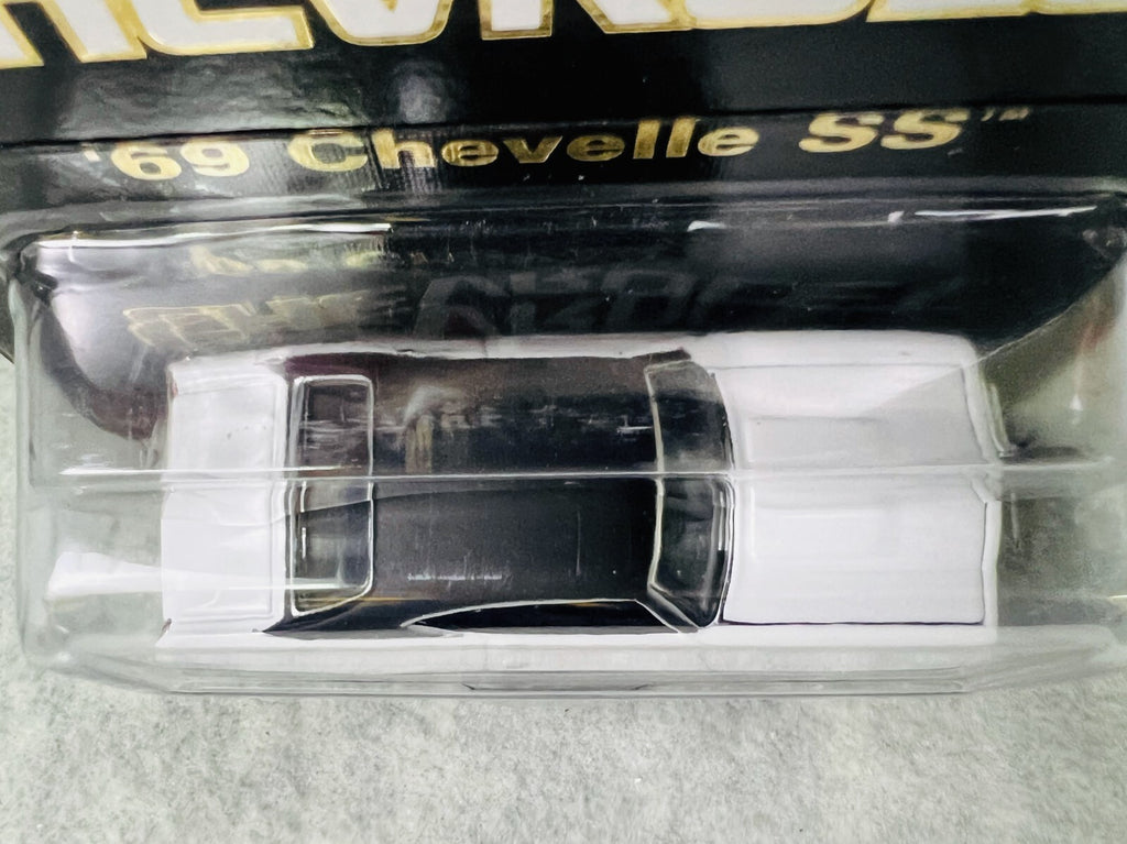 🔥🔥Hot Wheels Hot Rod Magazine Street Machines '69 Chevelle SS WHITE🔥🔥