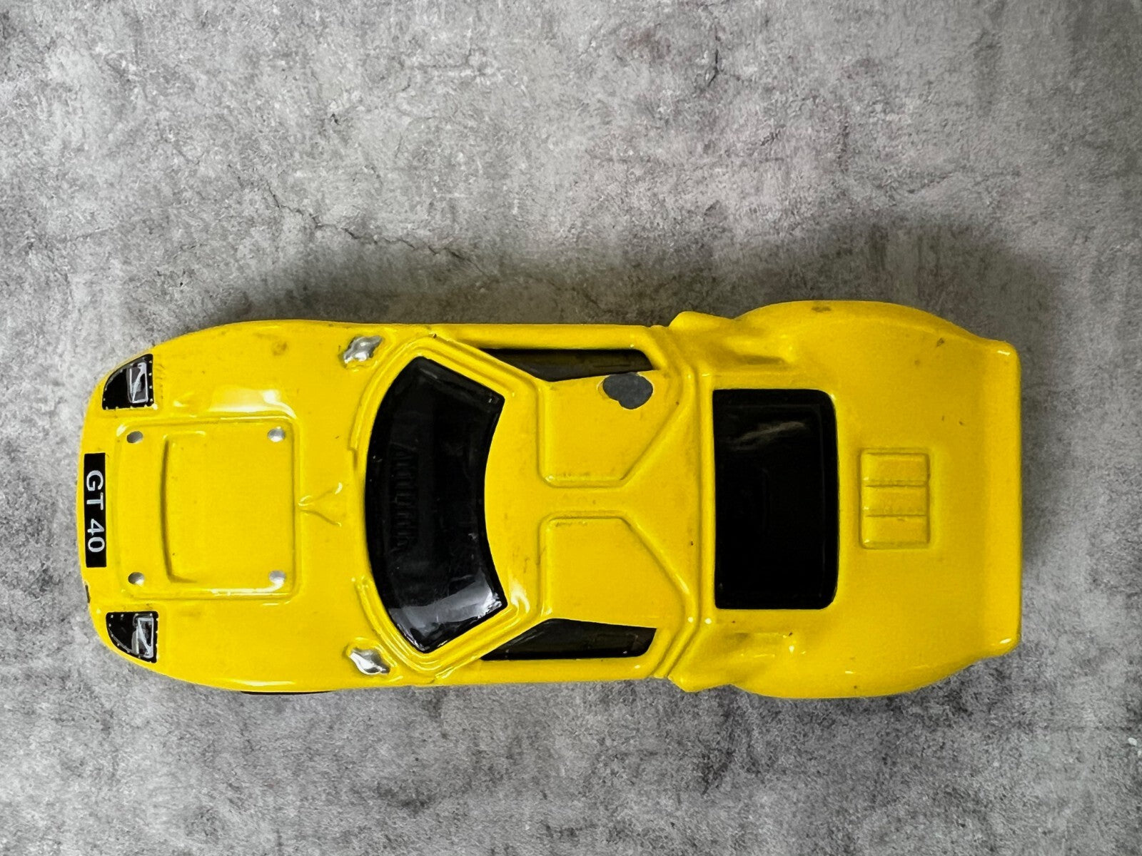 🇺🇸🇺🇸2014 Matchbox Yellow Ford GT 40 Diecast Metal Toy Car Loose c15🇺🇸🇺🇸