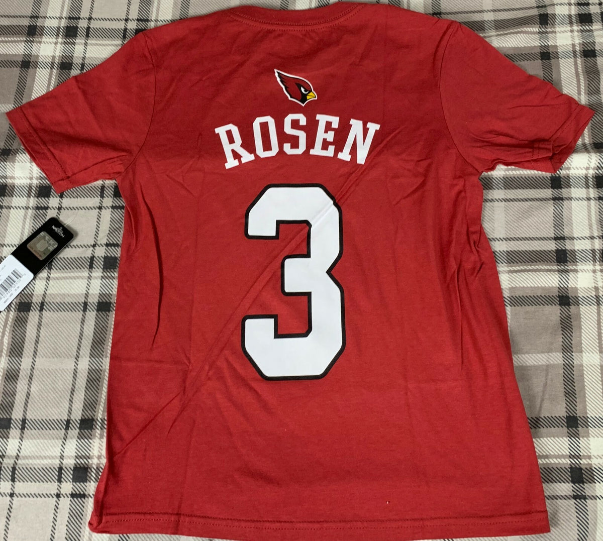 ***NFL Arizona Cardinals # 3 Josh Rosen Youth Size Medium 10/12 Red T-Shirt ***