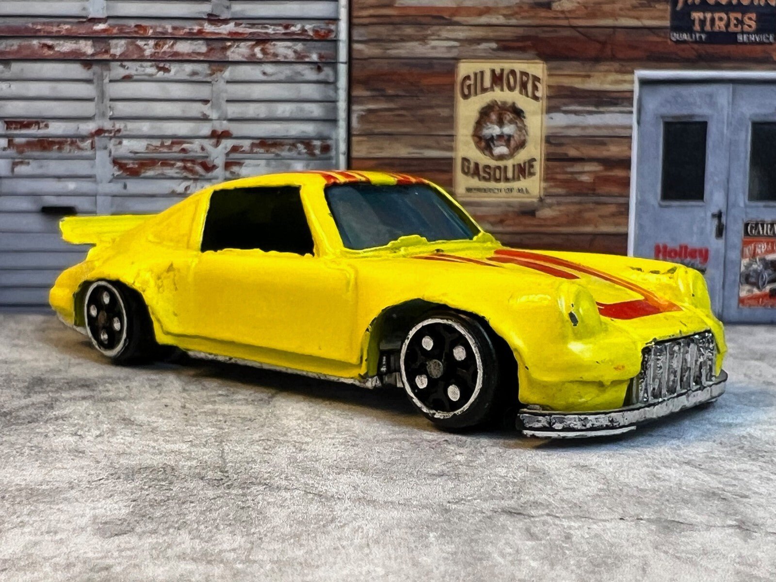 🇩🇪Vintage Unbranded Yellow Porsche Made in China 1:64 Scale model 672A C7🇩🇪
