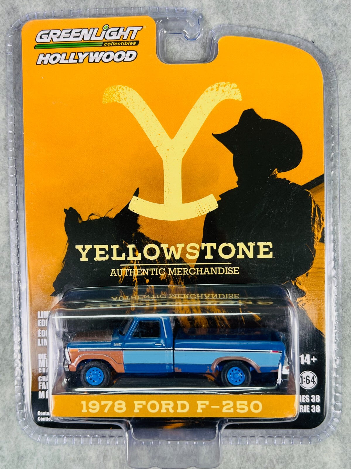 🔥🔥🔥Greenlight Yellowstone Hollywood 1978 Ford F-250 BLUE RIMS CHASE H33🔥🔥🔥