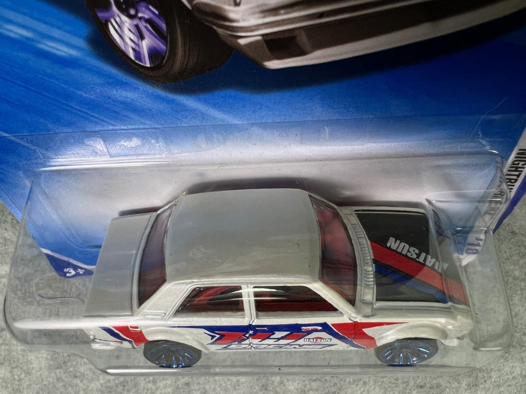 🎌🎌🎌Hot Wheels Nightburnerz Datsun Bluebird 510 White HW21🎌🎌🎌