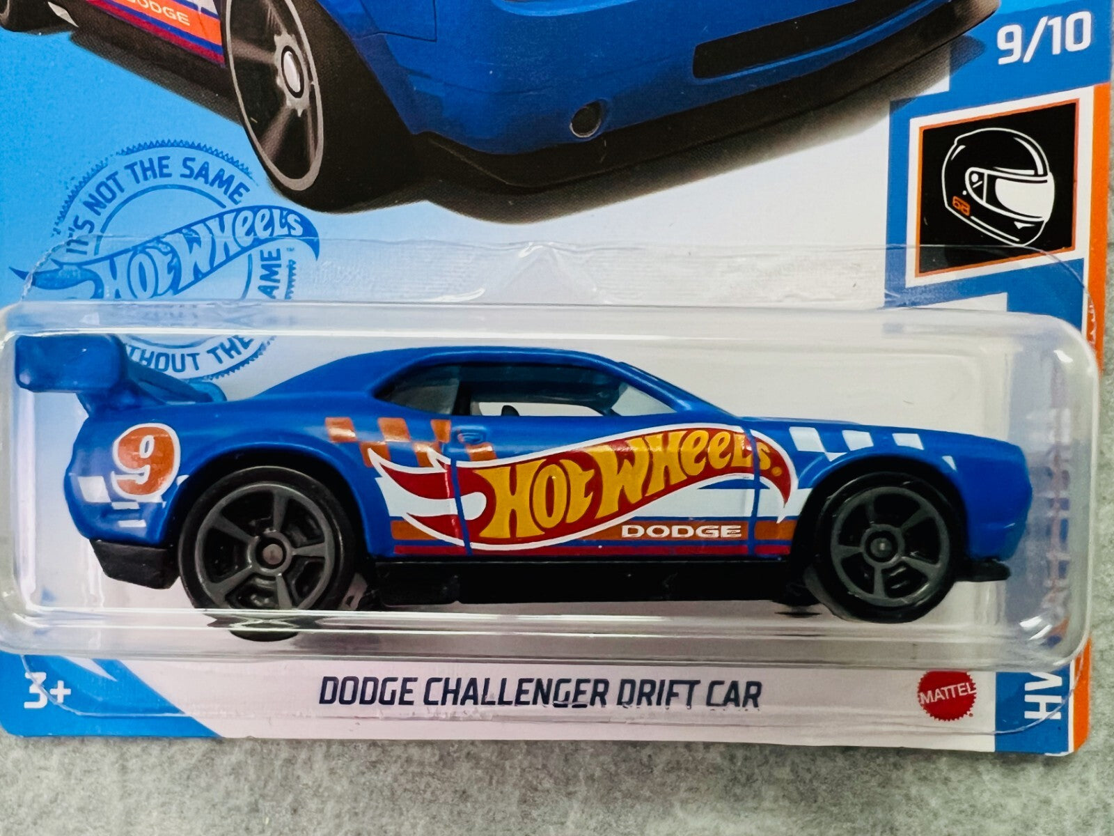 🏁🏁🏁Hot Wheels HW Race Team Dodge Challenger Drift Car H25🏁🏁🏁