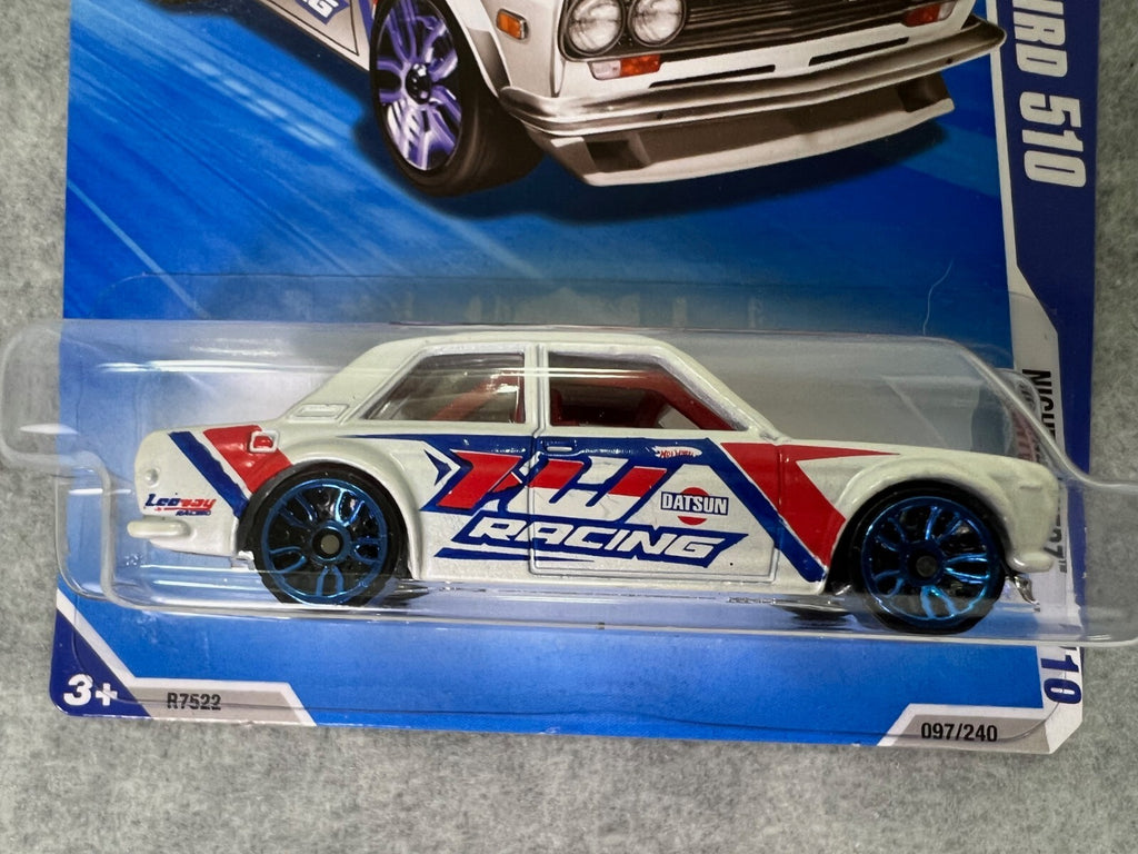 🎌🎌🎌Hot Wheels Nightburnerz Datsun Bluebird 510 White HW21🎌🎌🎌