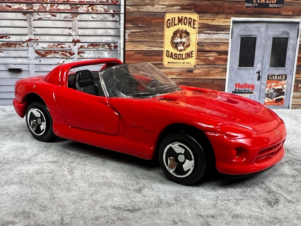 🔥🔥🔥Maisto Fresh Metal 1997 Dodge Viper RT/10 Red 1/64 C15🔥🔥🔥