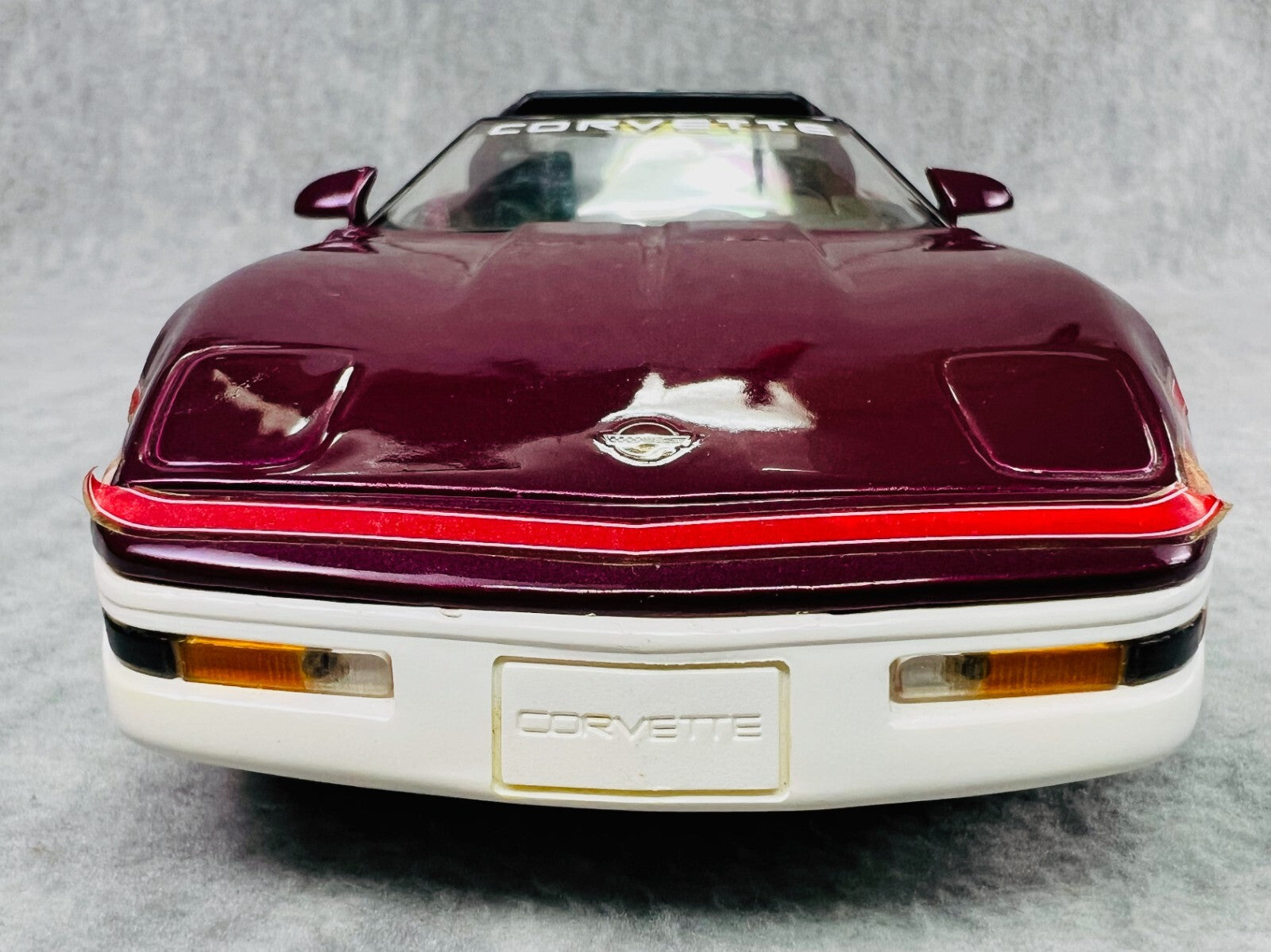 🏁🏁MAISTO Corvette Convertible 1995 Indianapolis 500 Official Pace Car 1:18🏁🏁