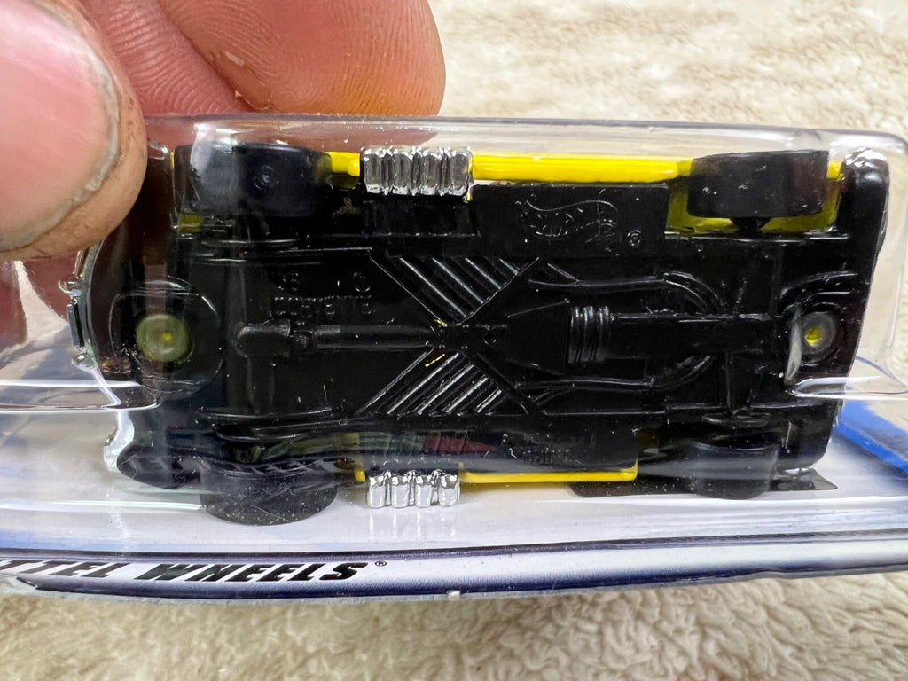 🔥🔥🔥🔥Hot Wheels 1/64 ’58 Corvette Yellow #069 HW19🔥🔥🔥🔥