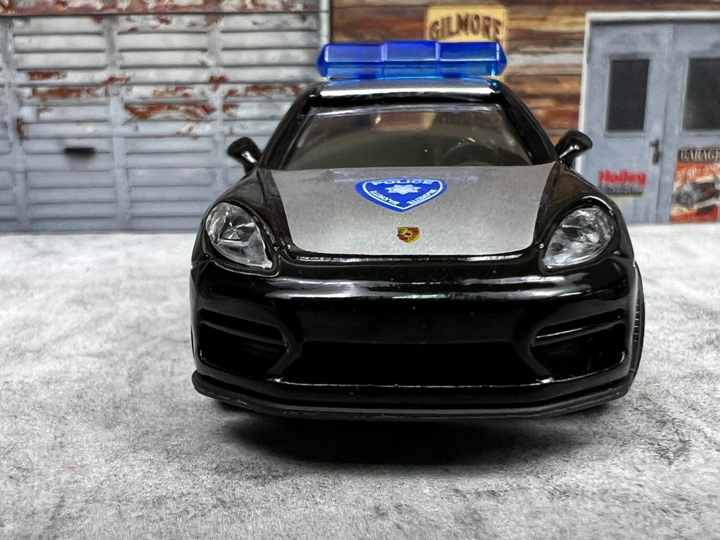 🇩🇪🇩🇪Majorette Porsche Panamera Turbo Police Car w/ Opening Doors C9🇩🇪🇩🇪