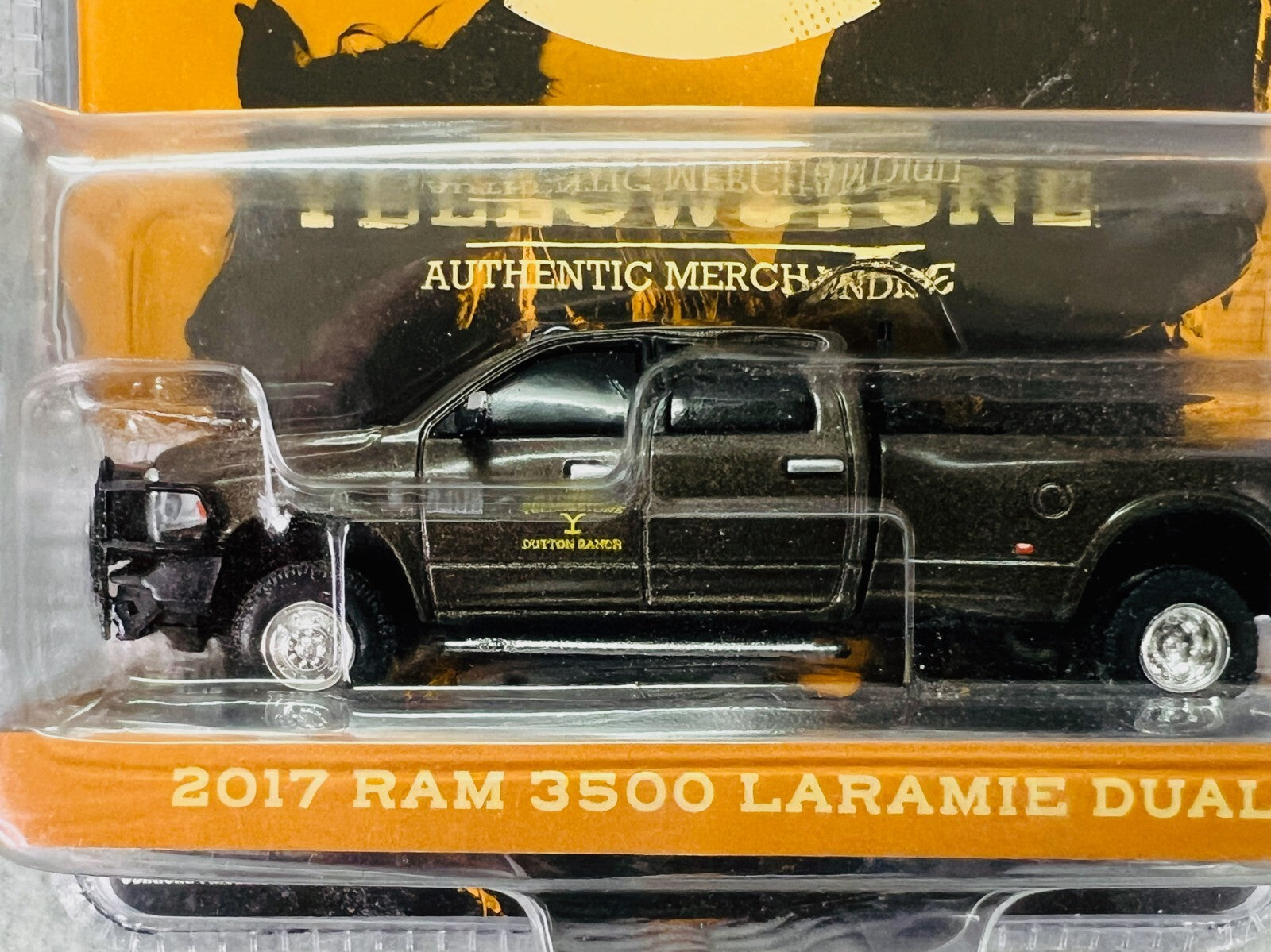 🔥🔥🔥Greenlight 2017 Ram 3500 Laramie Dually Flat Bed Yellowstone H33🔥🔥🔥
