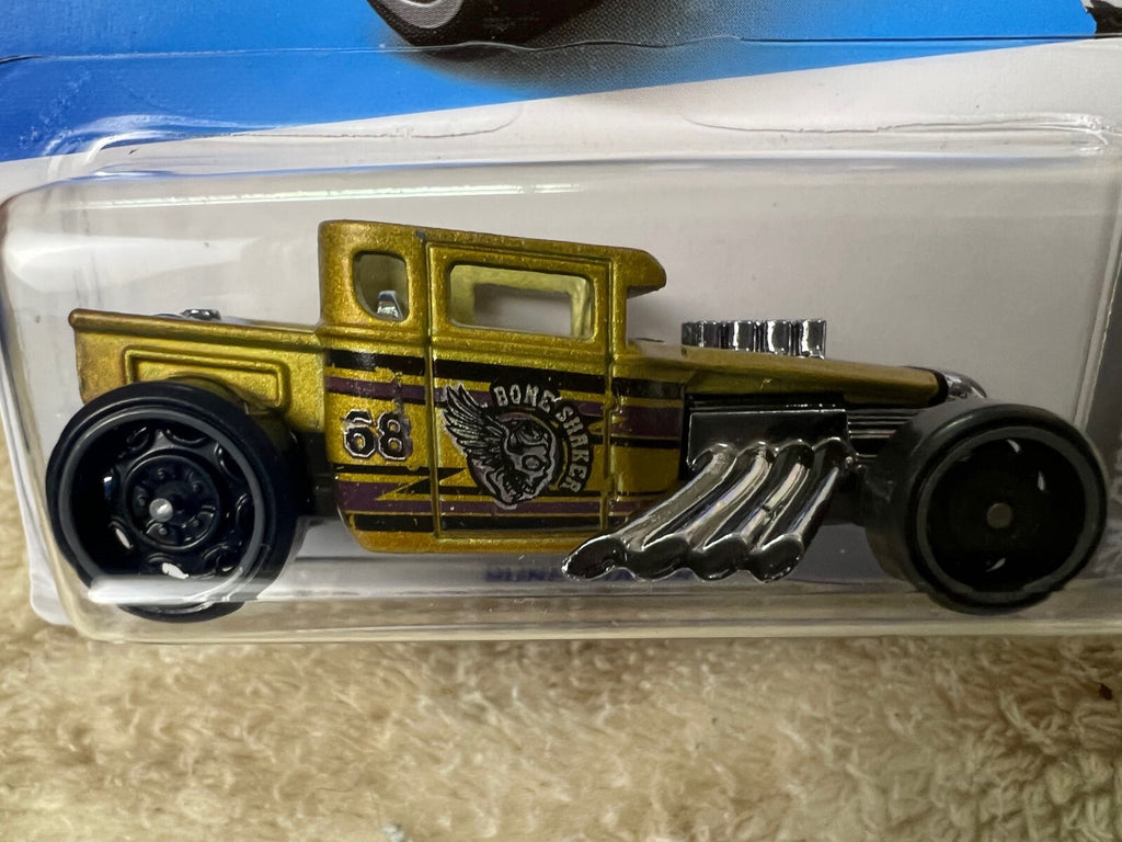 ☠️☠️☠️Hot Wheels HW DREAM GARAGE Bone Shaker 105/250 Gold HW19☠️☠️☠️