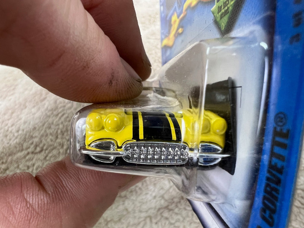 🔥🔥🔥🔥Hot Wheels 1/64 ’58 Corvette Yellow #069 HW19🔥🔥🔥🔥
