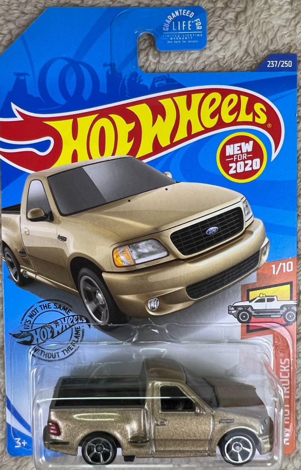 🇺🇸🇺🇸Hot Wheels HW Hot Trucks ‘99 Ford F-150 SVT Lightning Gold HW18🇺🇸🇺🇸