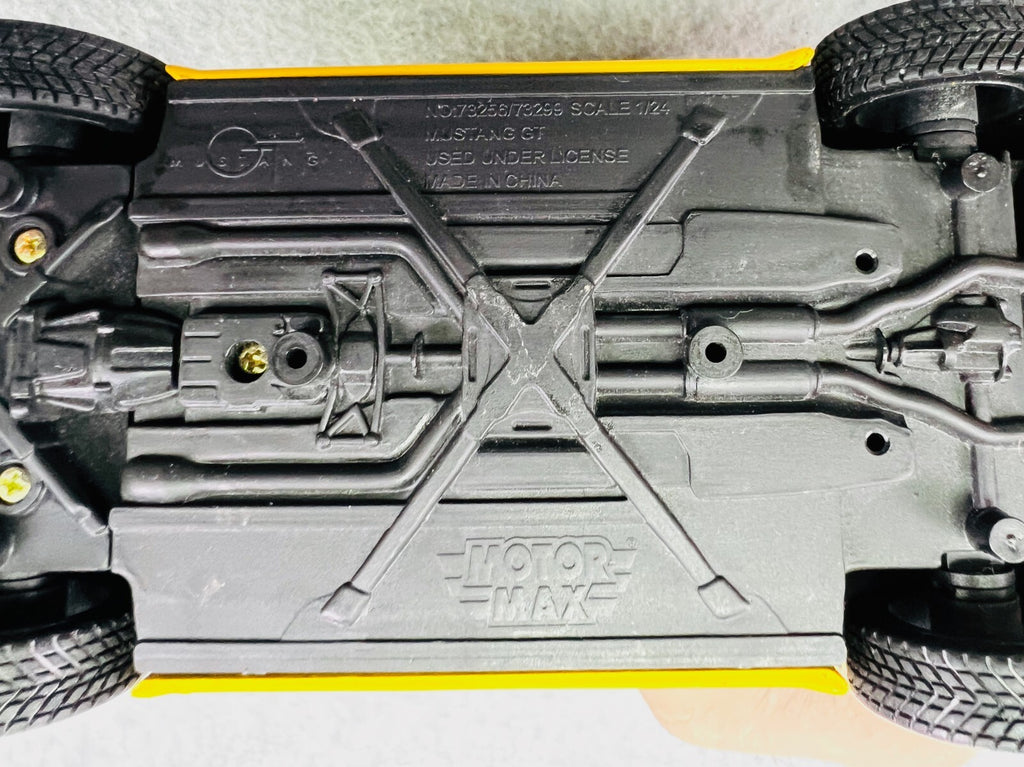 🇺🇸🇺🇸MOTOR MAX FORD MUSTANG GT YELLOW 1:24 SCALE🇺🇸🇺🇸