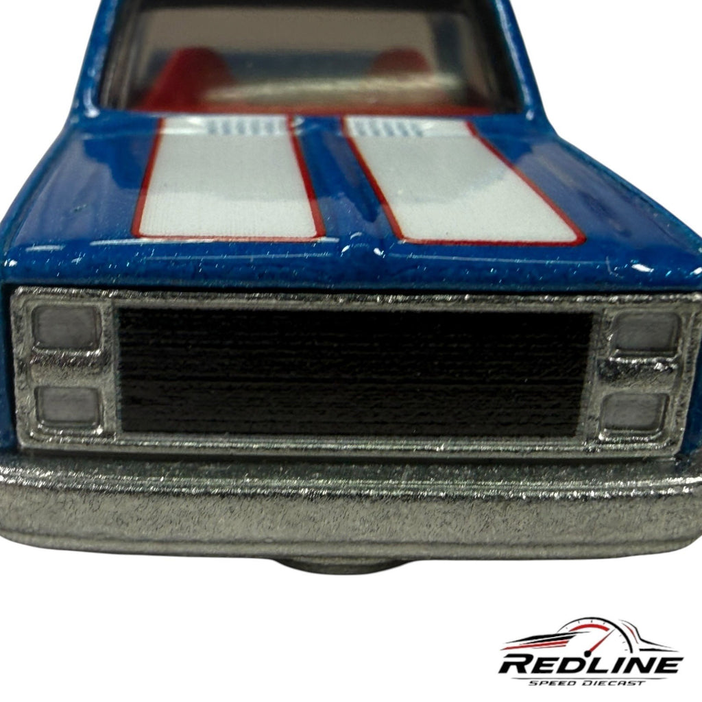 Hot Wheels Display Case Exclusive 83 Chevy Silverado 50th Anniversary Blue C5