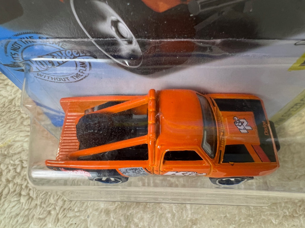 🔥🔥🔥Hot Wheels 2019 '87 Dodge D100 #128/250 Orange K&N HW19🔥🔥🔥