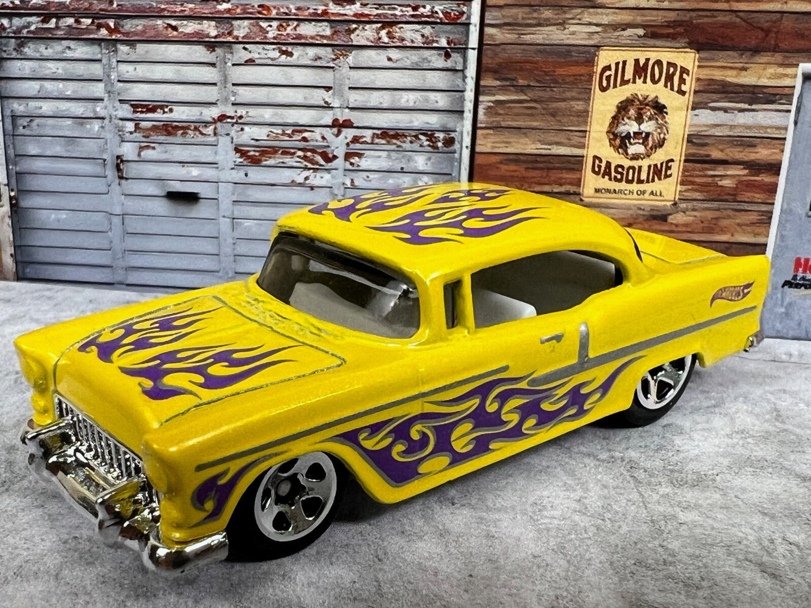 🔥🔥🔥Hot Wheels 2006 '55 Chevy Yellow Purple Flames C1🔥🔥🔥