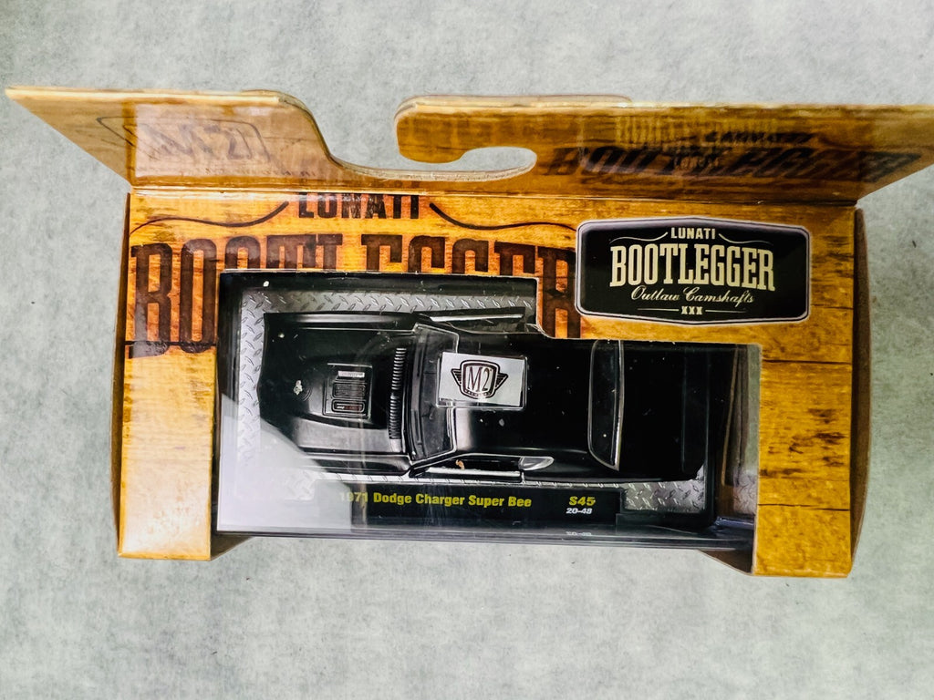 🔥🔥🔥M2 MACHINES 1971 Dodge Charger  Super Bee BOOTLEGGER LUNATI S45 H15🔥🔥🔥