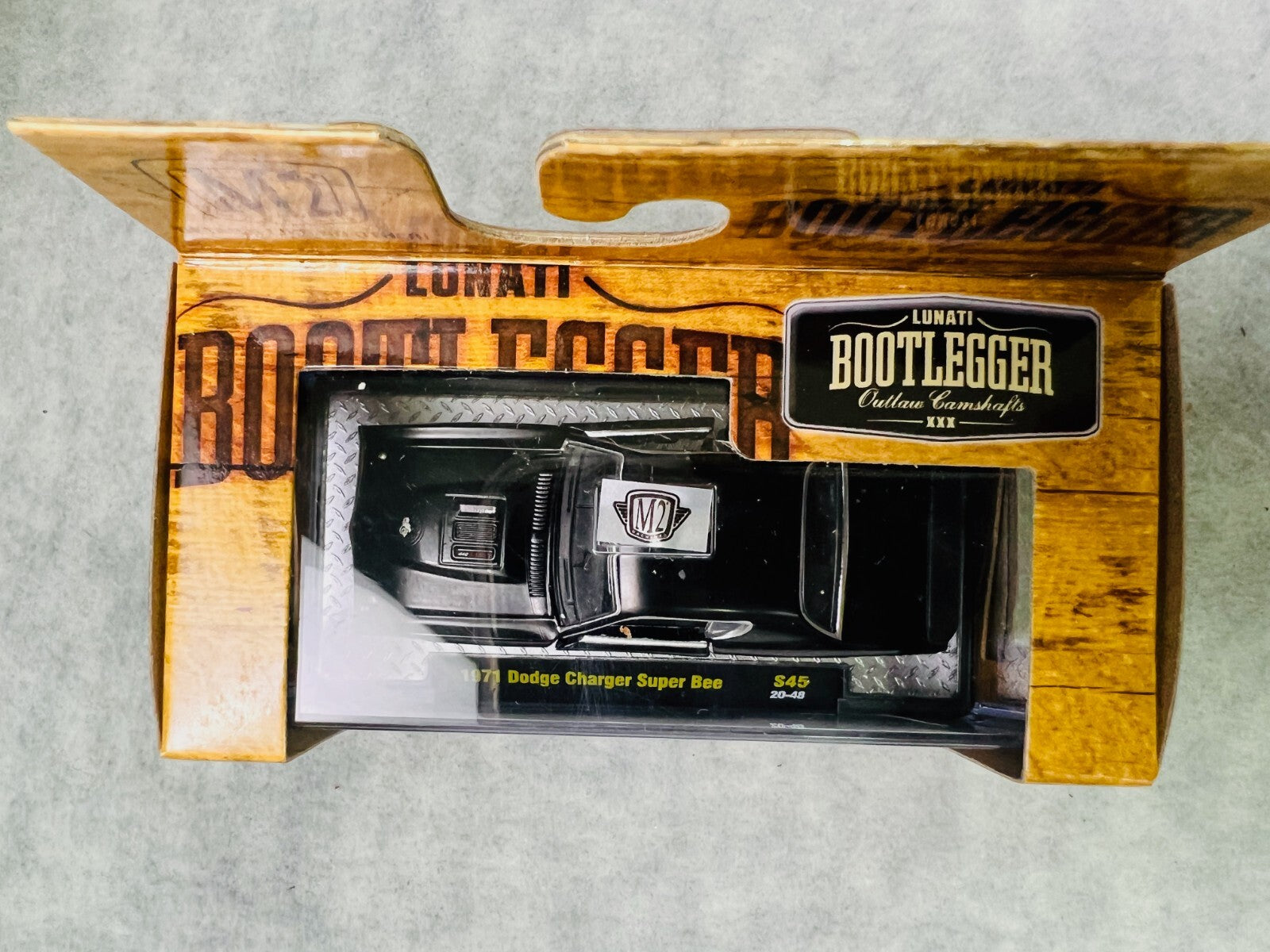 🔥🔥🔥M2 MACHINES 1971 Dodge Charger  Super Bee BOOTLEGGER LUNATI S45 H15🔥🔥🔥