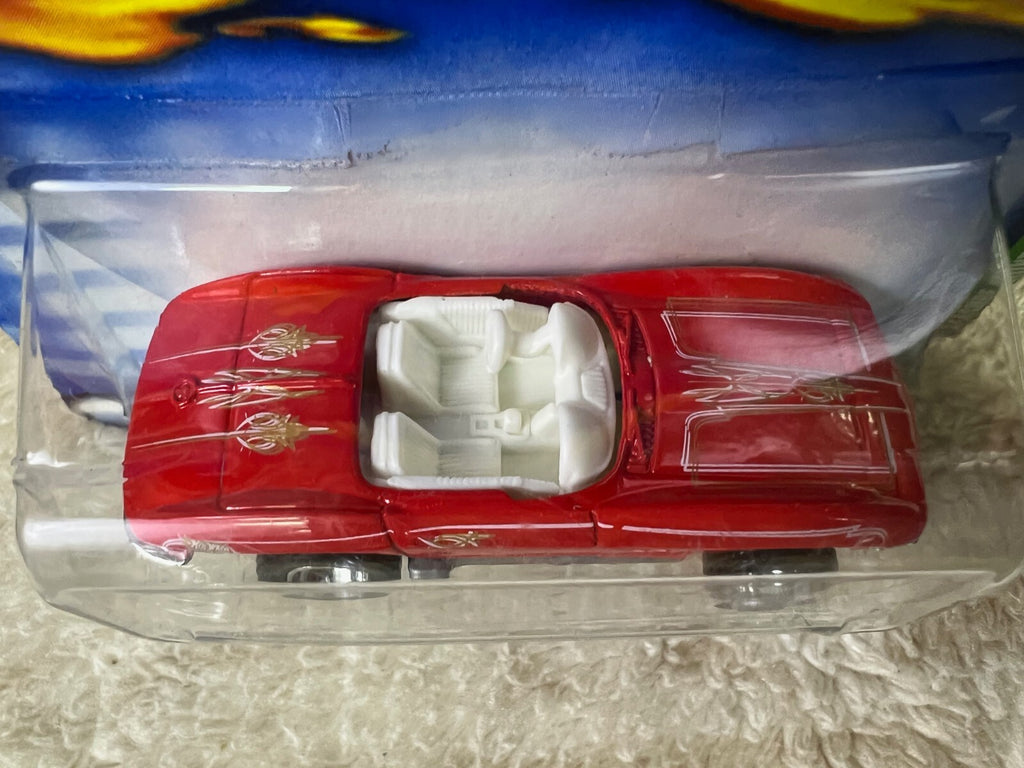 🔥🔥Hot Wheels Treasure Hunt Series 1/12 '65 Corvette Red DAMAGE CARD HW18🔥🔥
