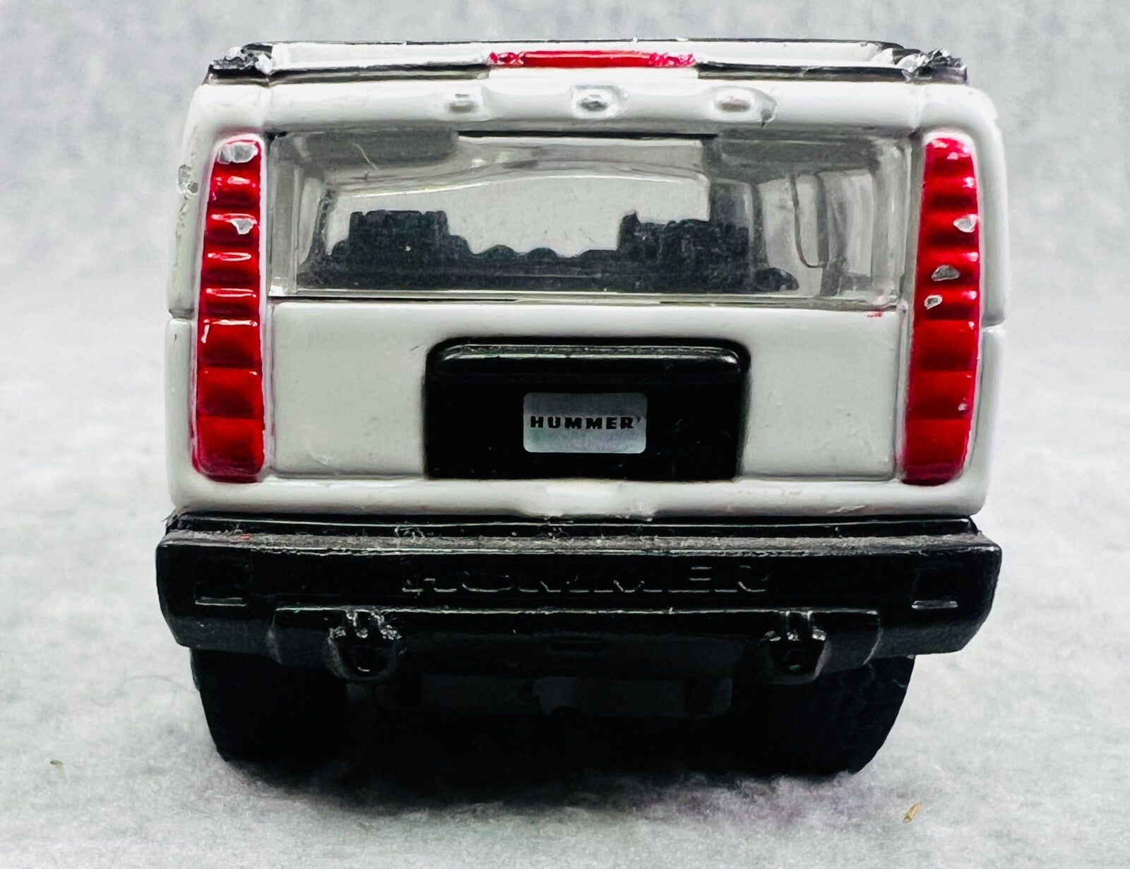 🇺🇸🇺🇸🇺🇸Hummer H2 SUV Maisto Diecast 1:46 Scale White Diecast🇺🇸🇺🇸🇺🇸