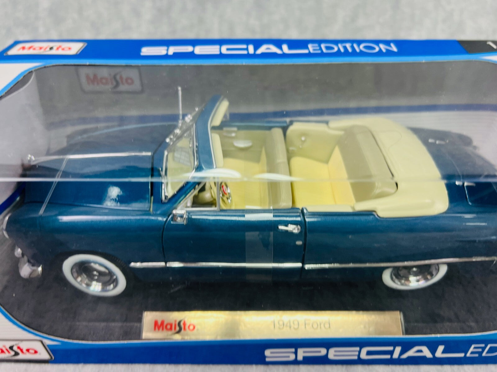 🇺🇸🇺🇸Maisto 1949 FORD CONVERTIBLE Special Edition Blue 1:18 Scale🇺🇸🇺🇸