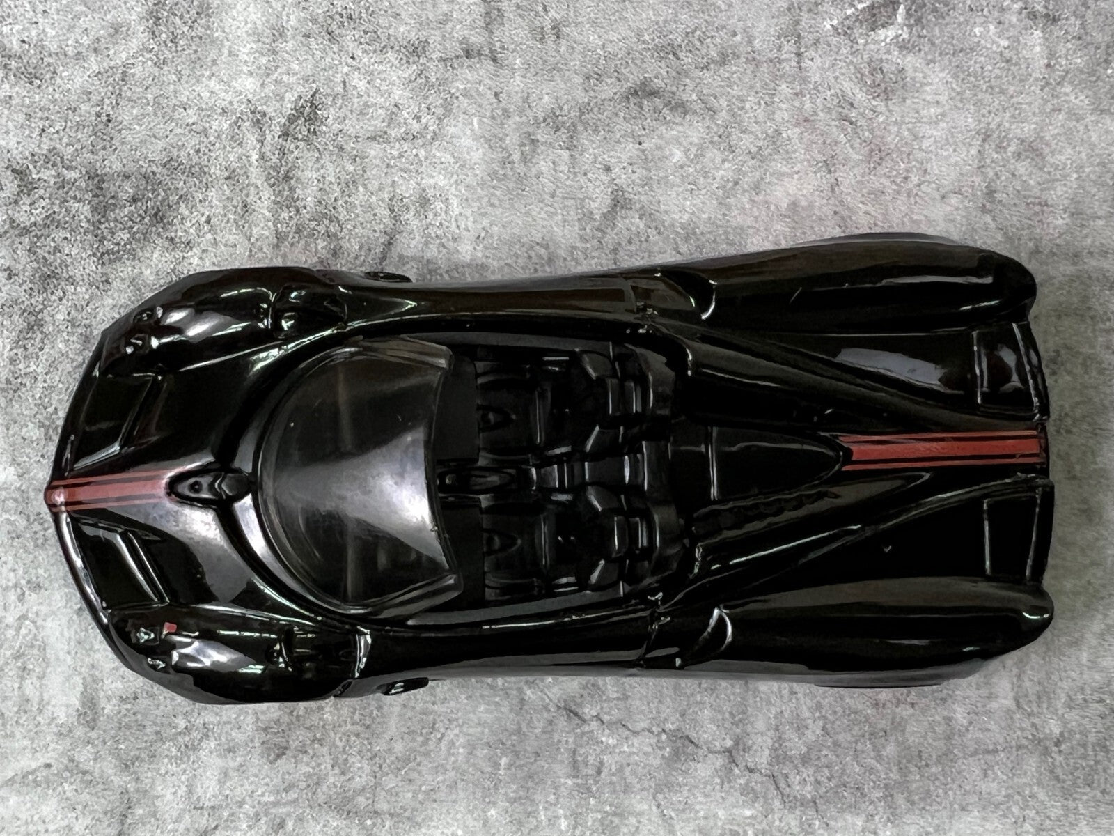 🔥🔥🔥🔥Hot Wheels PAGANI HUAYRA ROADSTER Black HW EXOTICS C11🔥🔥🔥🔥