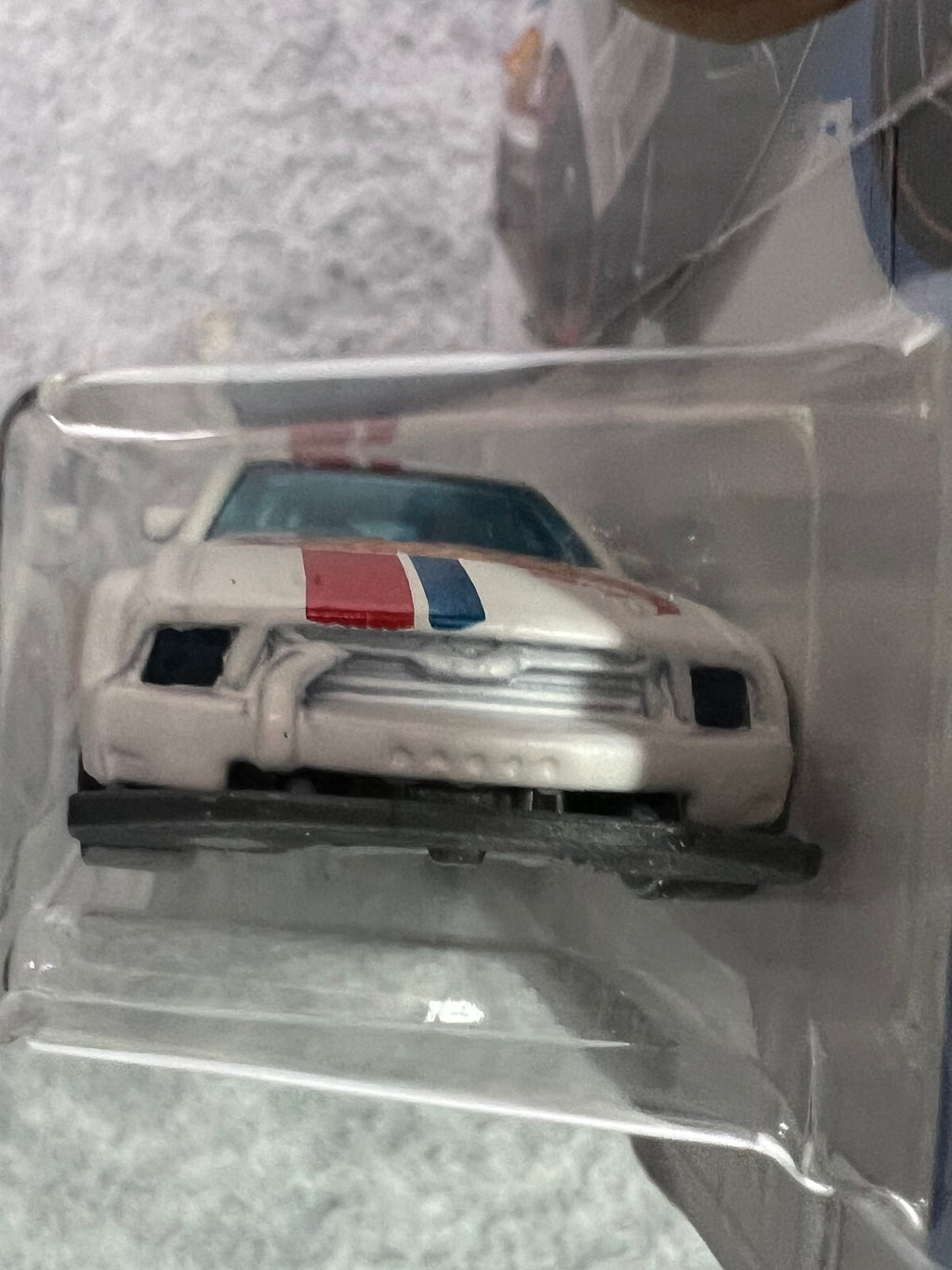 🇺🇸Hot Wheels  HW Race Team 2005 Ford Mustang WHITE FACTORY SEALED H25🇺🇸