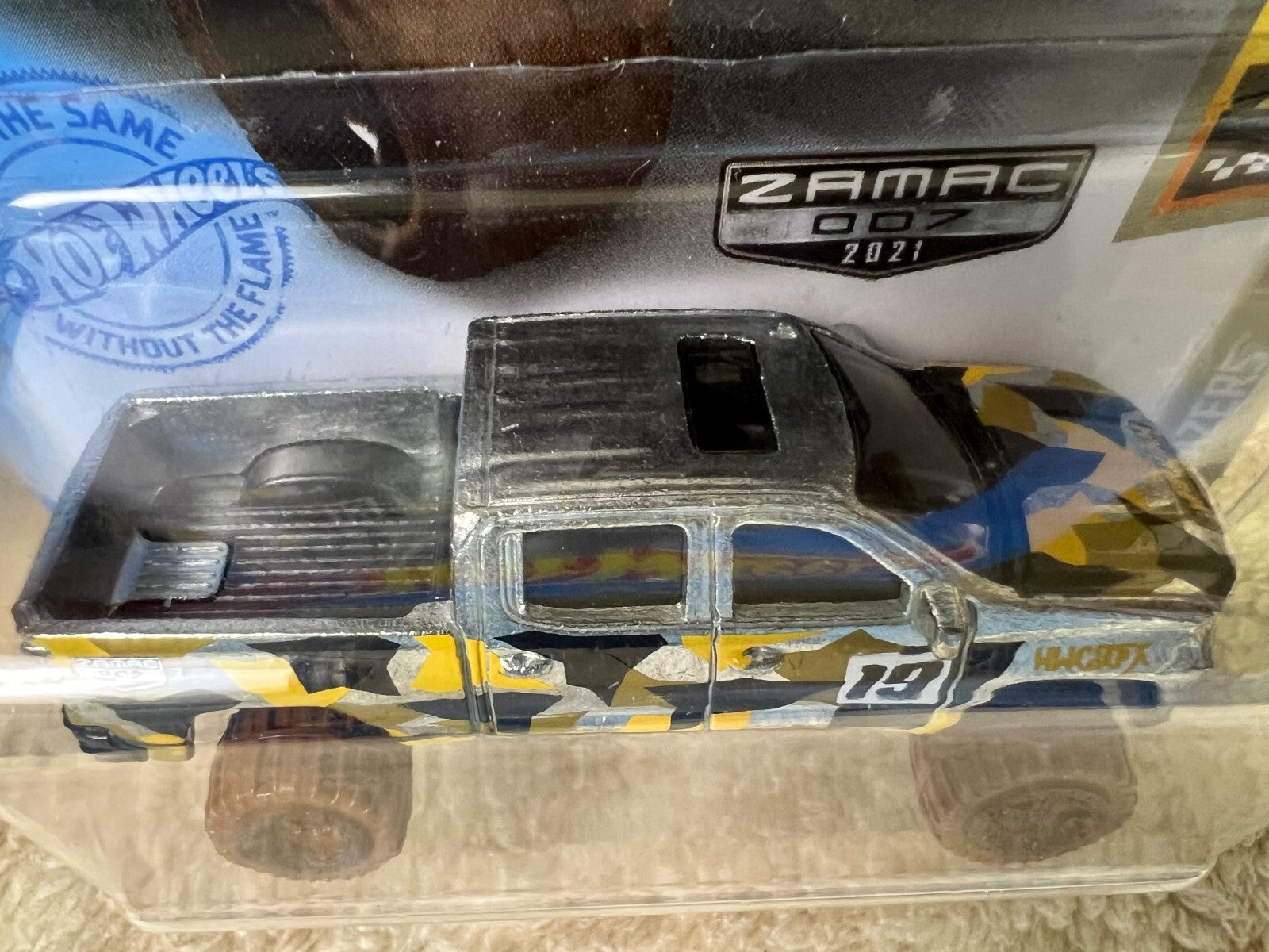 🔥Hot Wheels Walmart Exclusive ZAMAC '19 Chevy Silverado Trail Boss LT HW05🔥